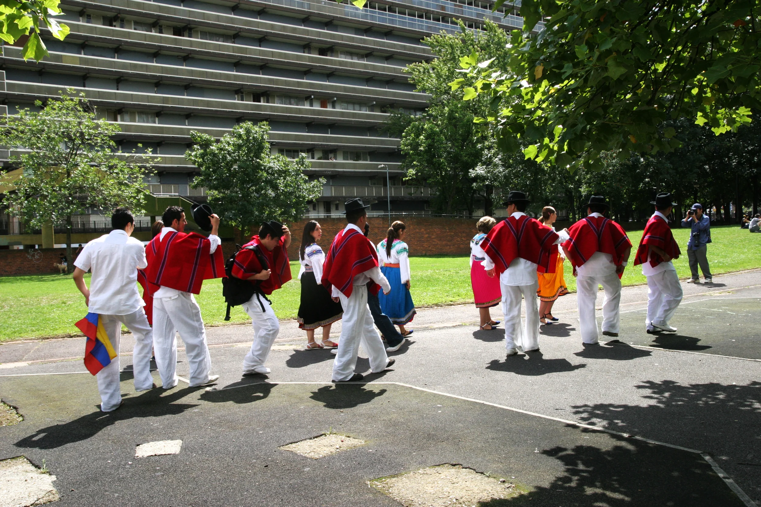 Getting ready for the Carnaval del Pueblo outside the Heygate Estate, 2010