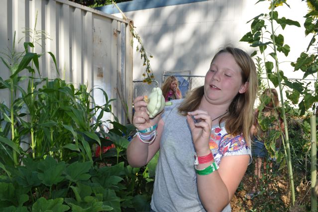 kim and her pattypan squash.jpg