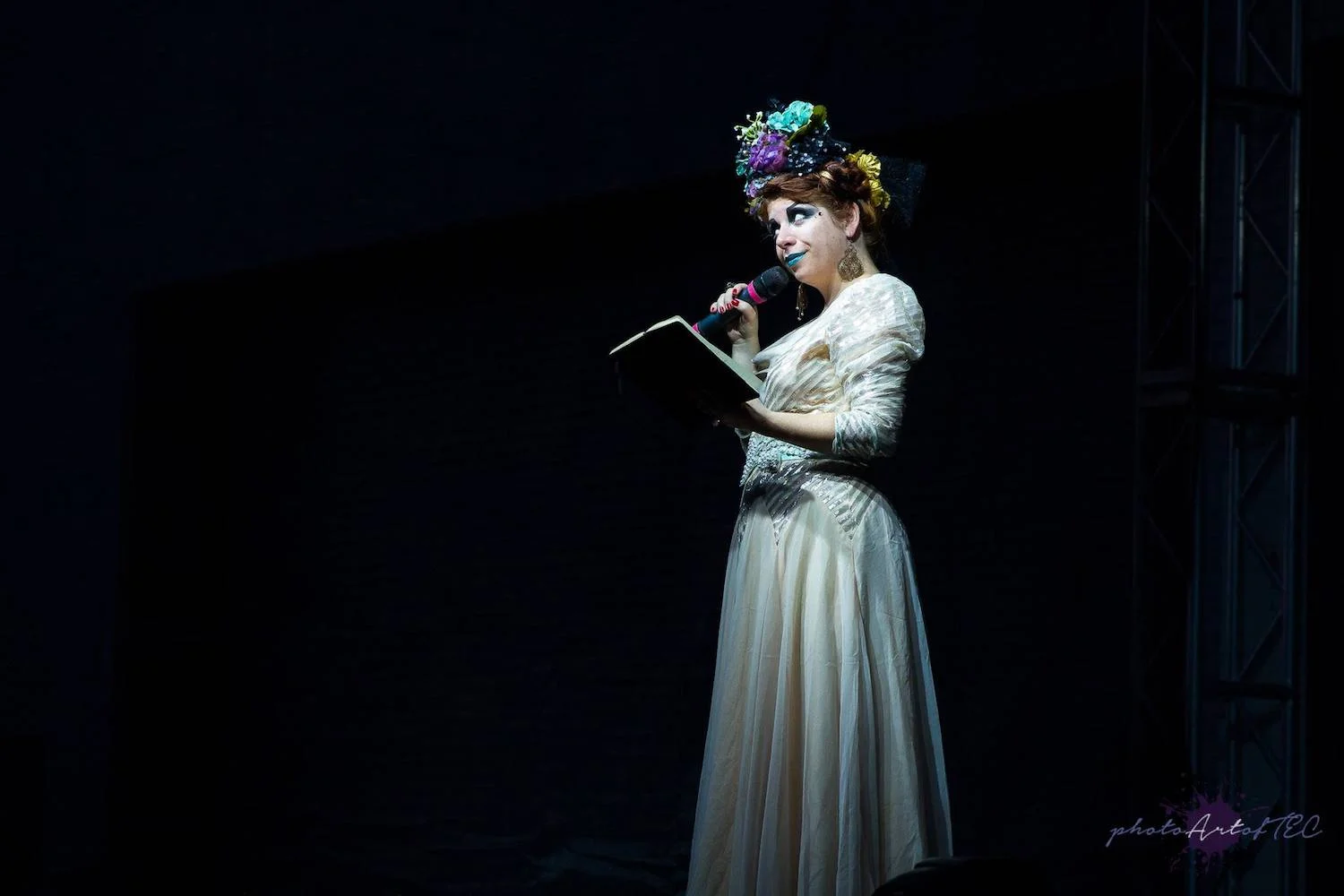 Carmel Reading Bloom 2018 Eric Cutchin WEB.jpeg