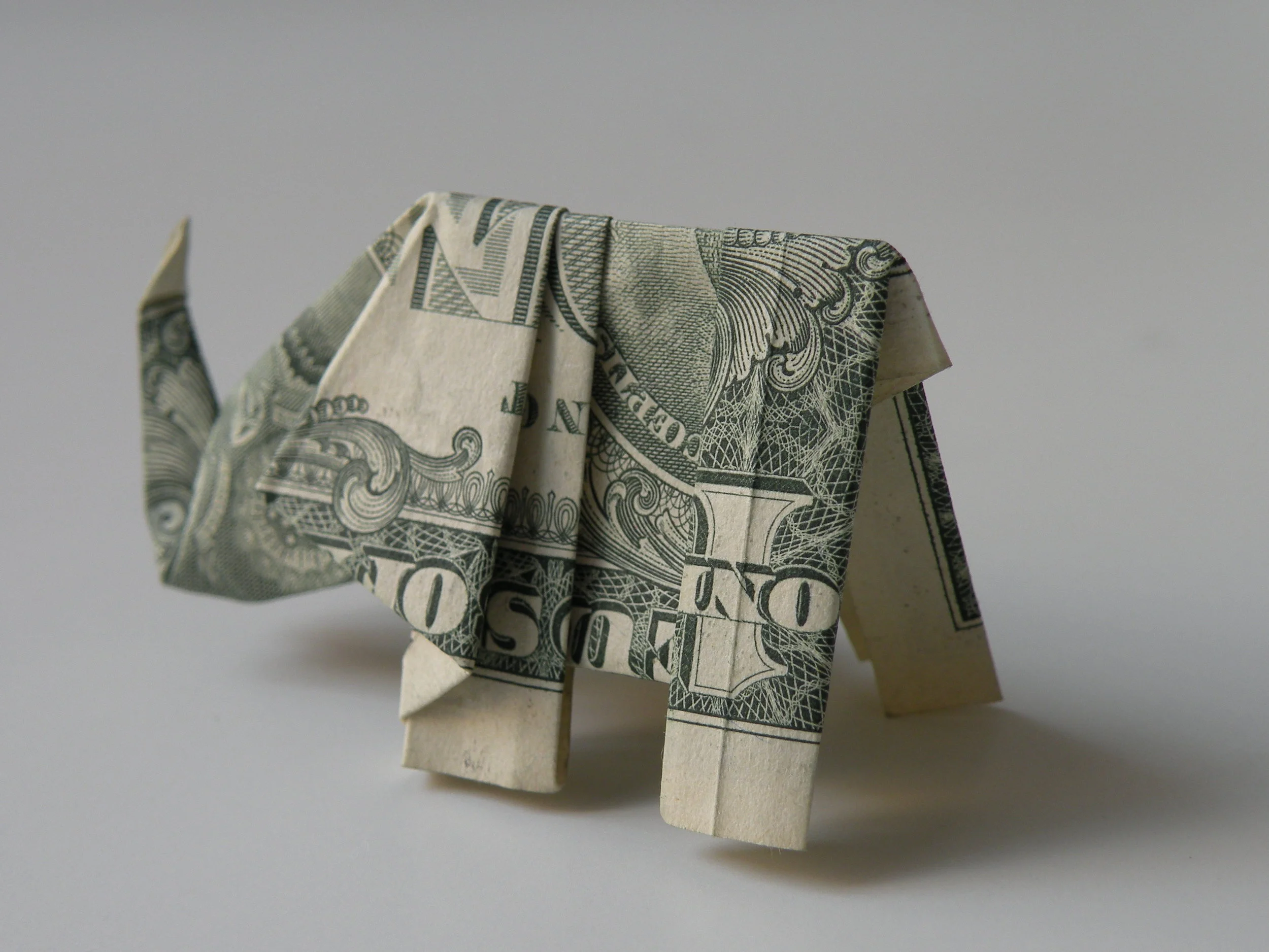  dollar_elephant 