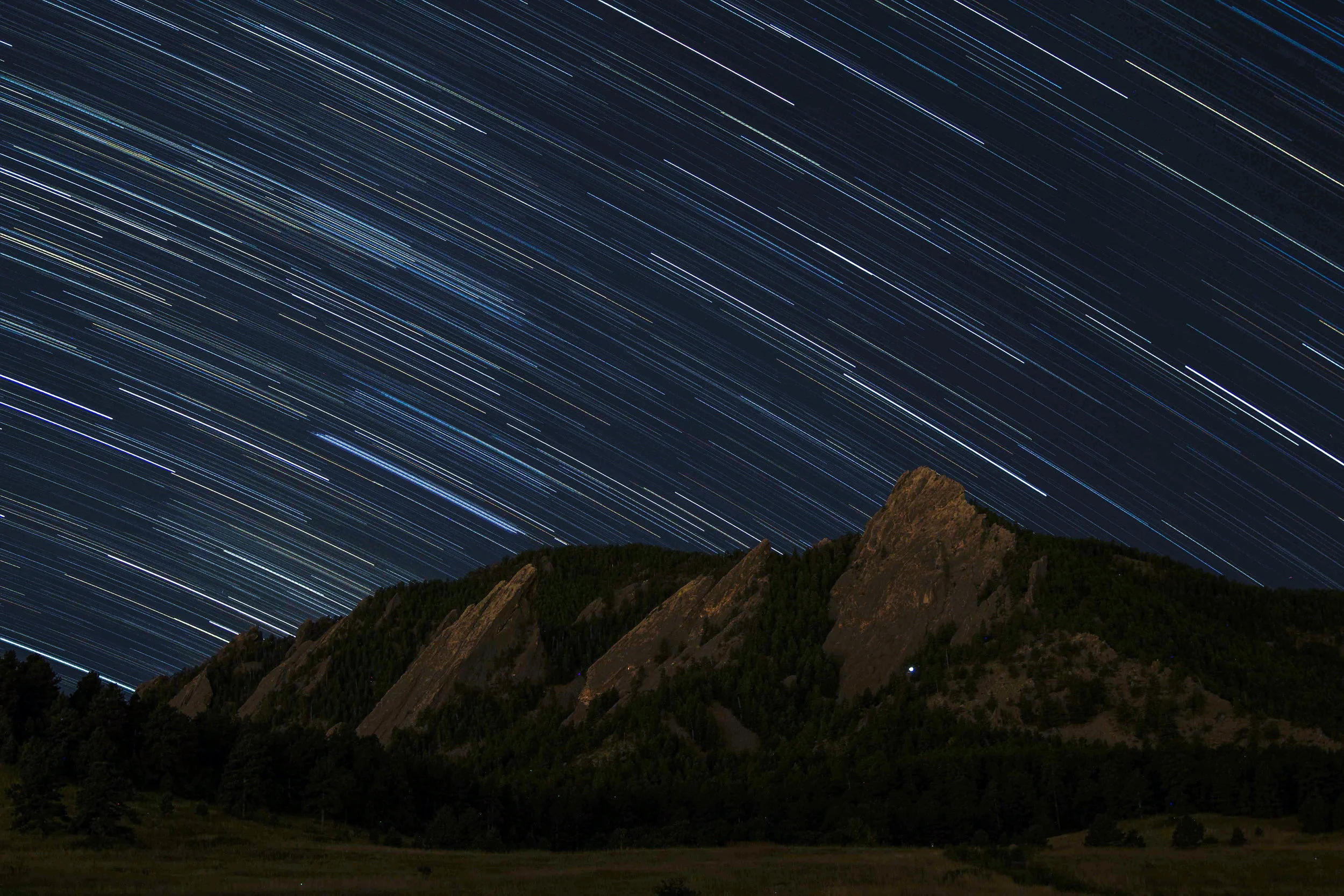 flatirons star trail 2.jpg