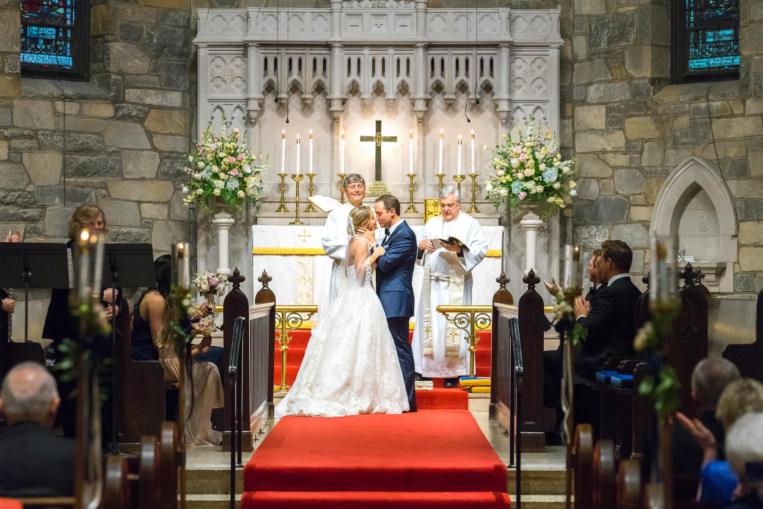 Gorgeous wedding at Chevy Chase All Saints Church 