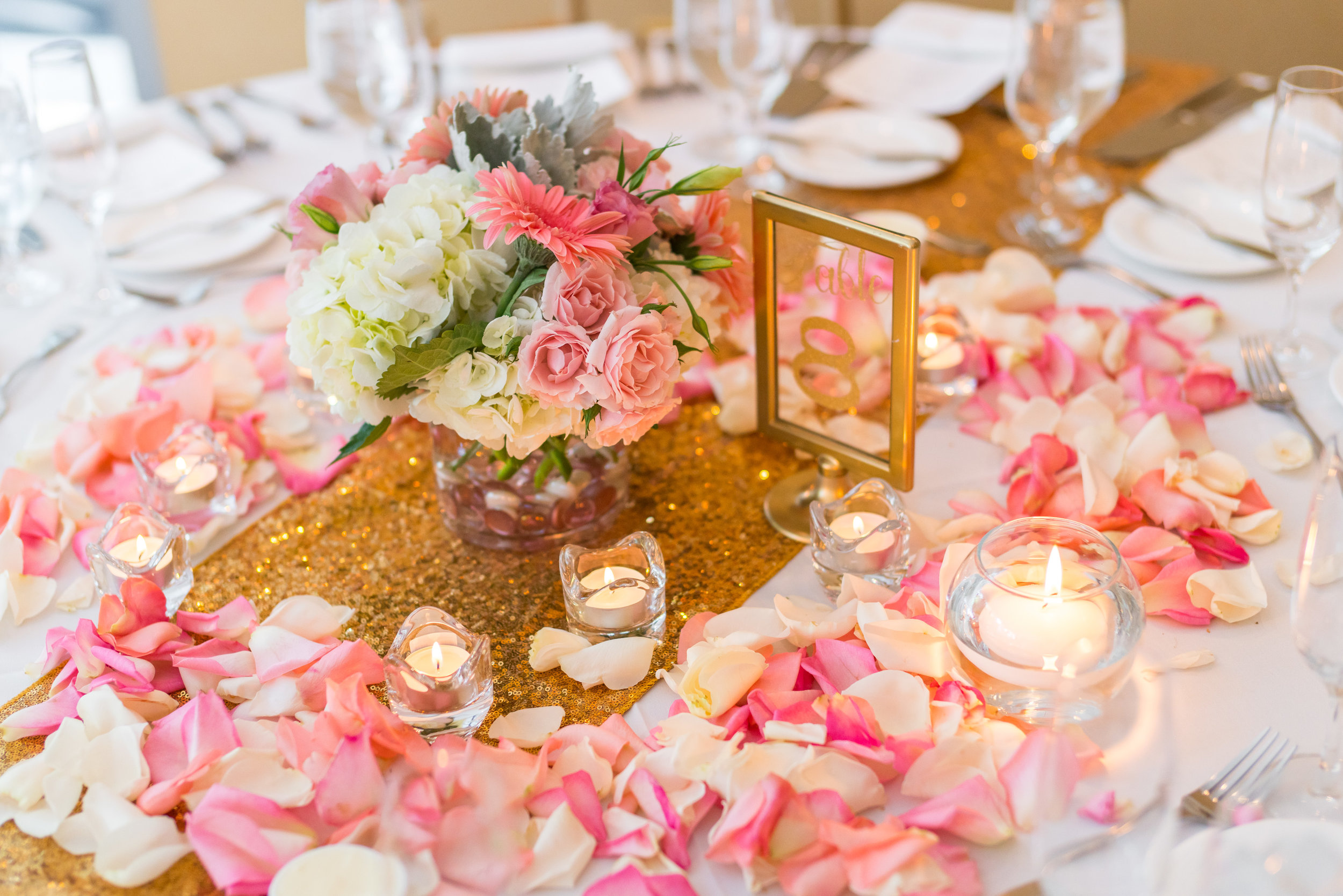 Pink and gold table decor at 2941 Restaurant