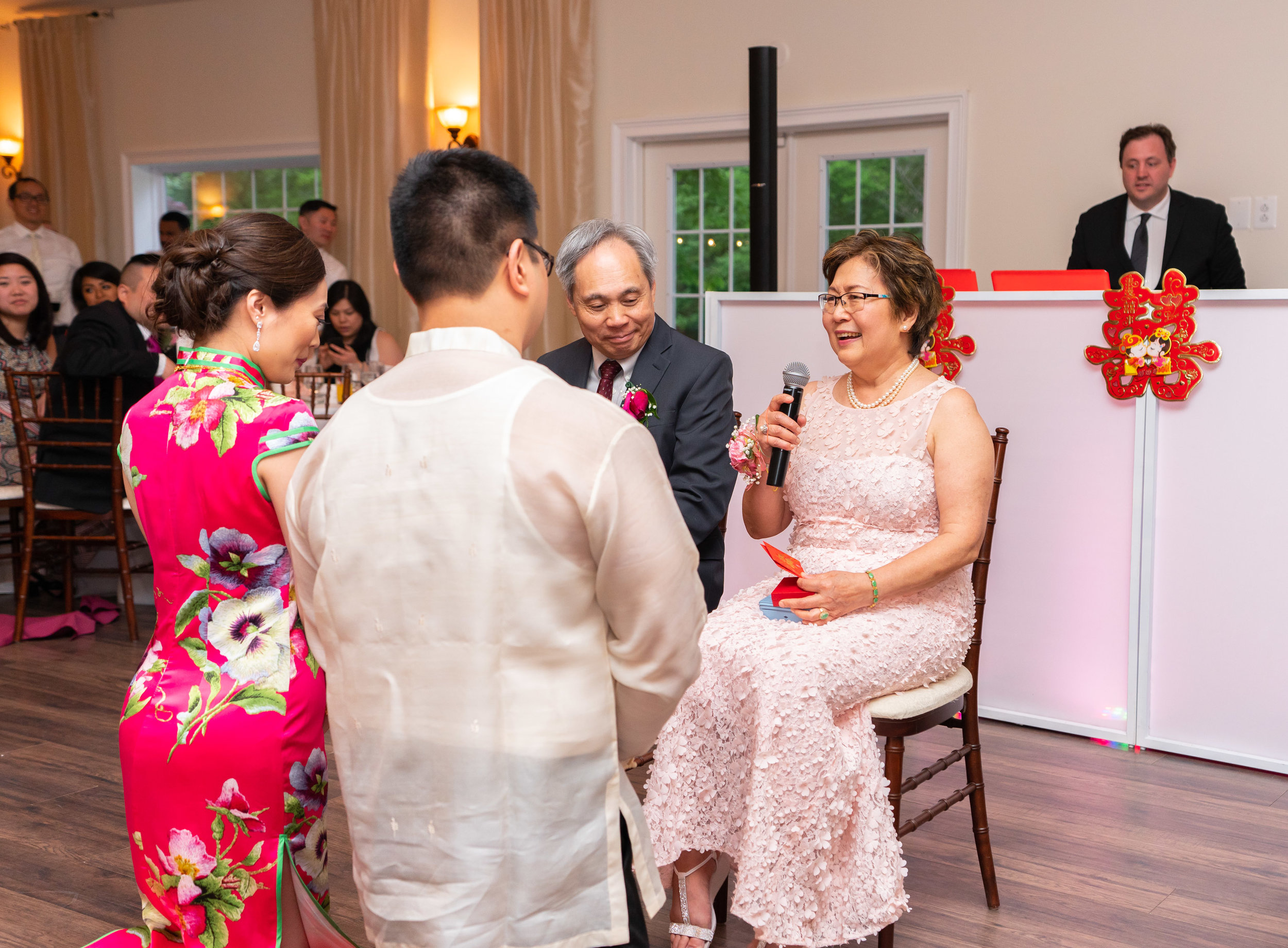Chinese tea ceremony at Lost Creek Winery in Virginia