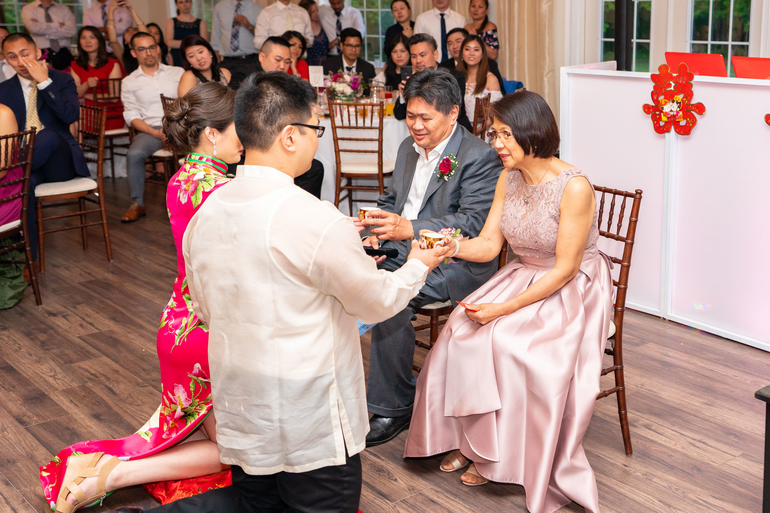 Chinese tea ceremony wedding photos at Lost Creek Winery