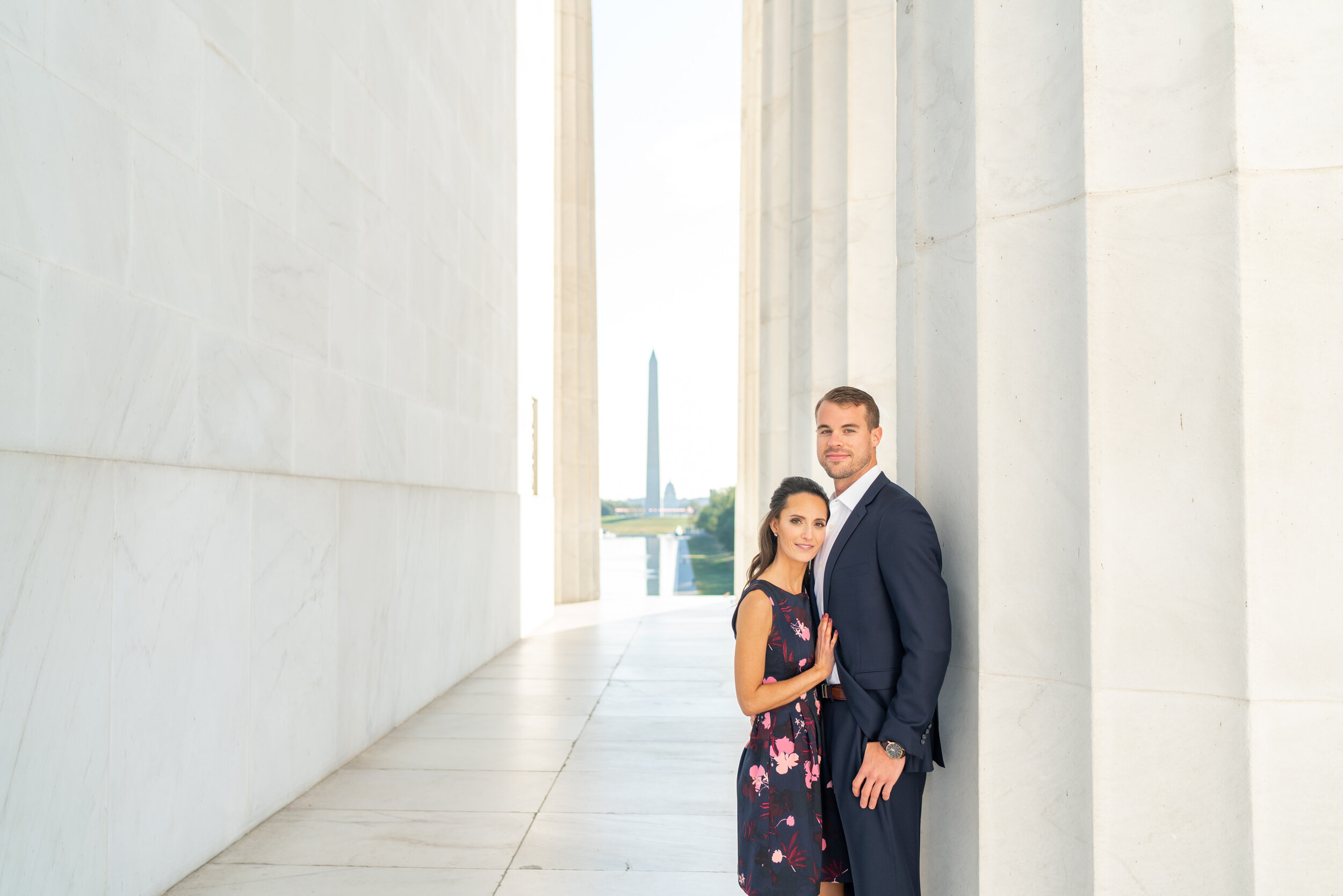 Engagement photos in the columns at the Lincoln Memorial in DC