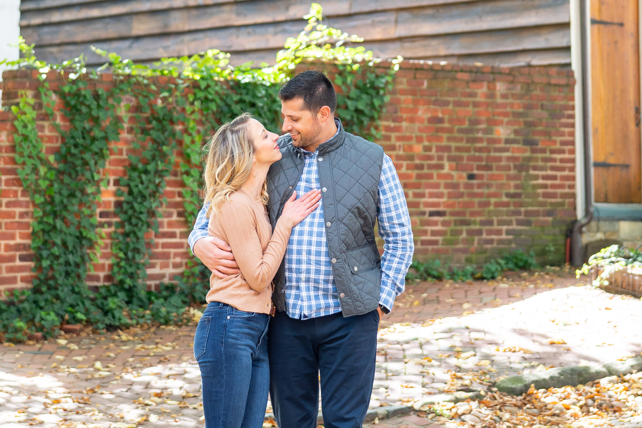 Engagement session in Old Town Alexandria on cobblestone streets