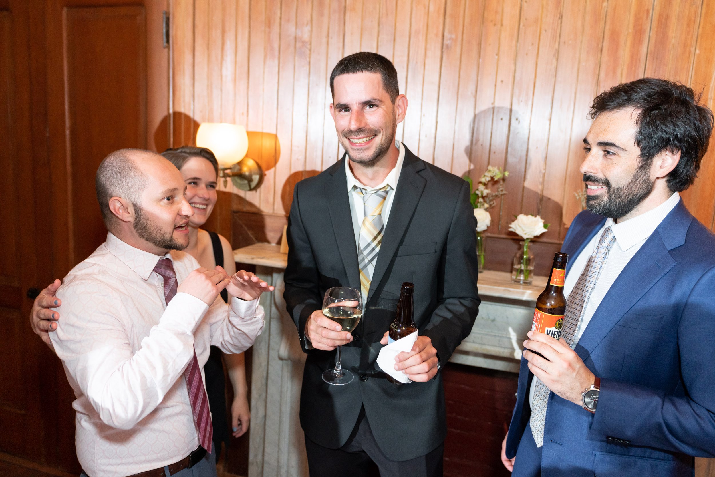 fun summer wedding at Lincoln's Cottage