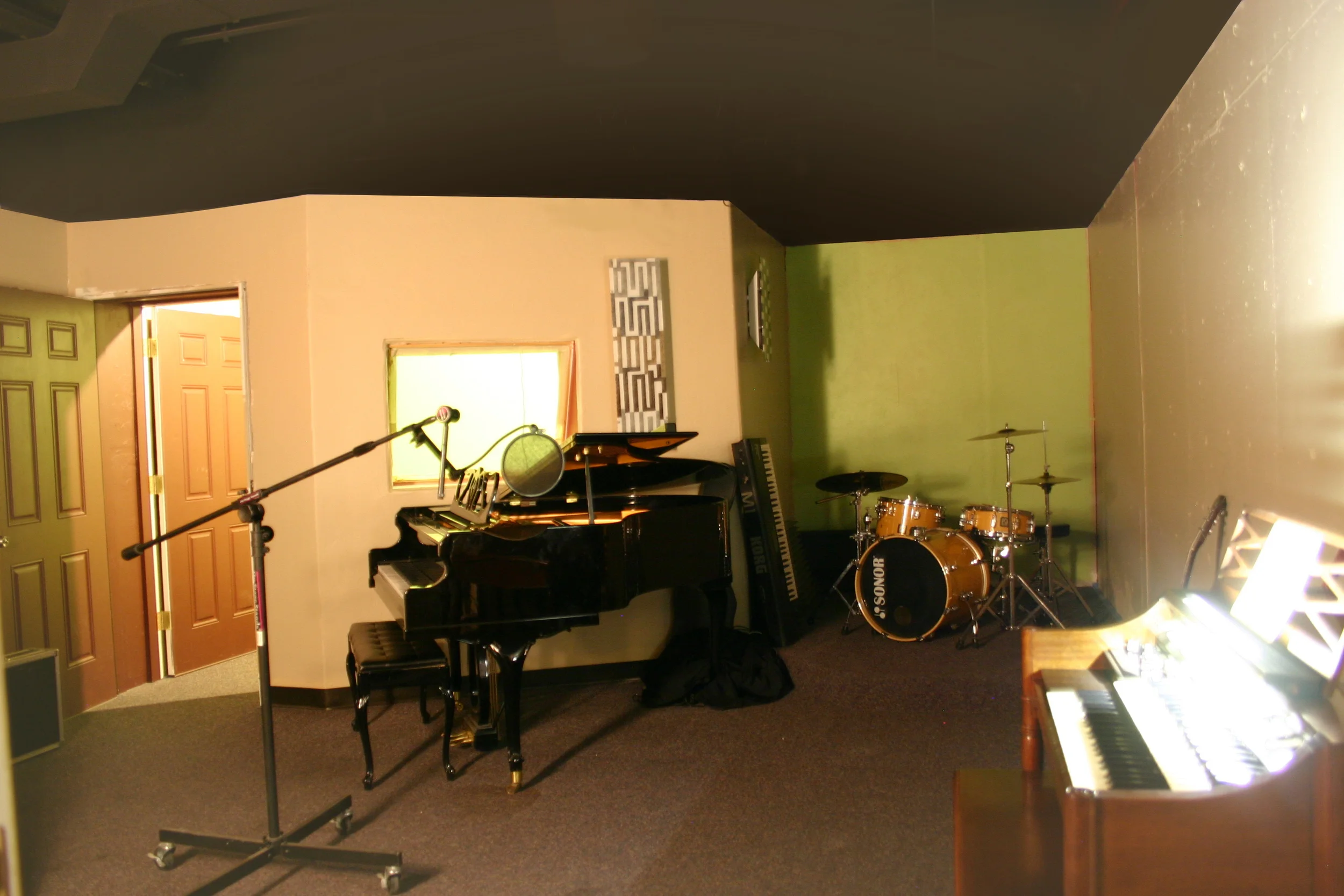 Garden Level Studios - downtown Tucson, AZ