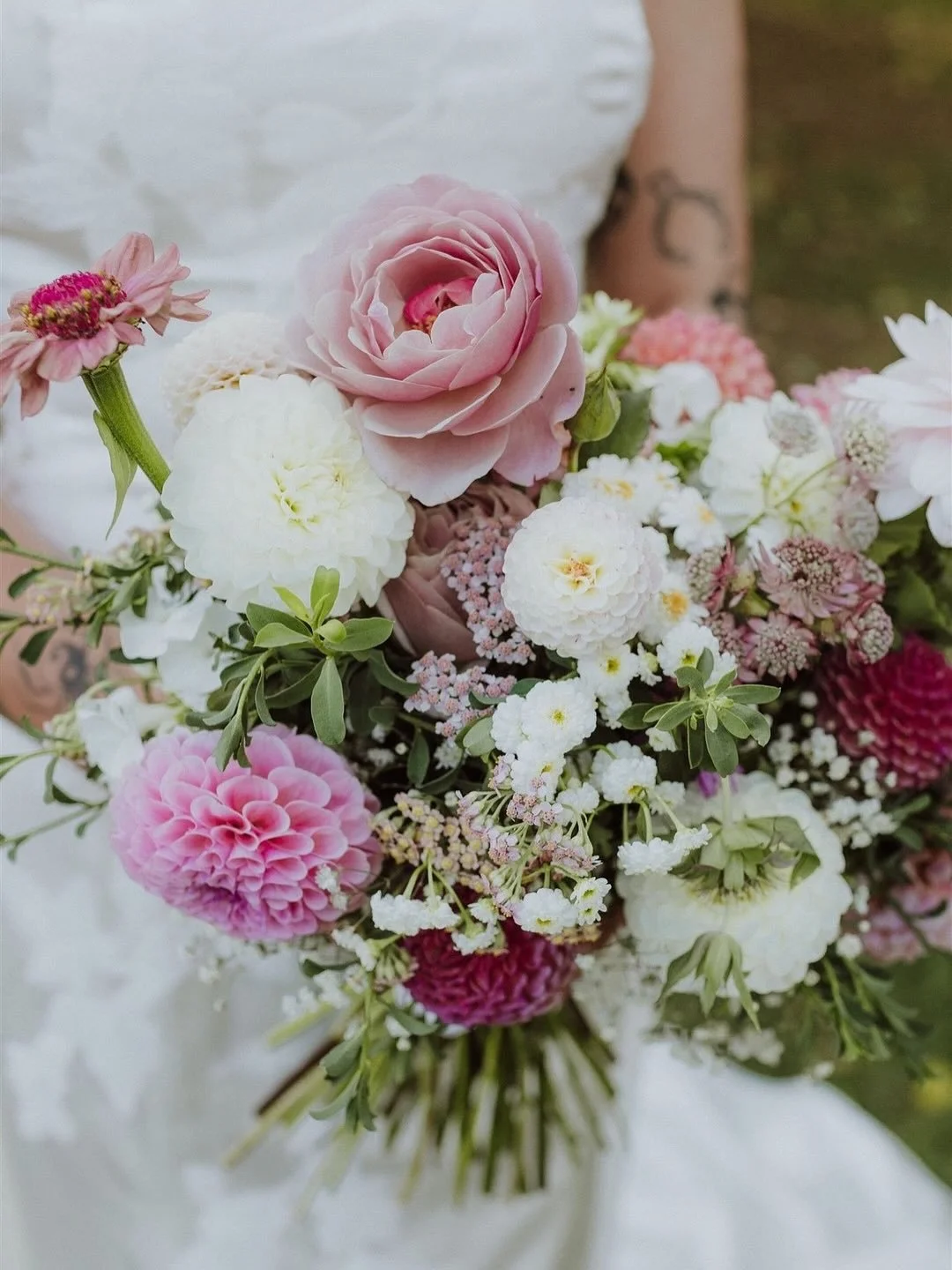 Been in my editing cave for 2 days straight. The wedding season has started and I&rsquo;m exciiited. Here&rsquo;s a glimpse at what we&rsquo;ve been up to over the weekend 👉🏼