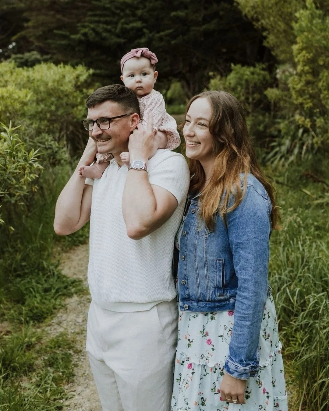 Something a bit different to my popular photo locations, for this family session we took photos at their favourite walking tracks and the local community garden 😍
⠀⠀⠀⠀⠀⠀⠀⠀⠀
Upcoming availability for portrait sessions like this:
- 20th, 21st, 26th Ja