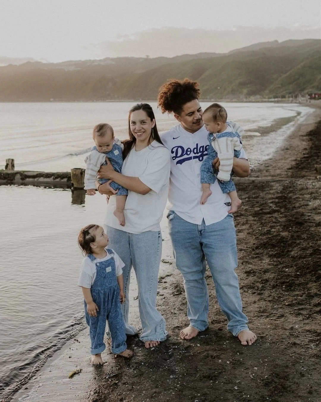 Whānau photo session with twins 😍 Their 3 babies dressed cute in matching @awamae_. 
⠀⠀⠀⠀⠀⠀⠀⠀⠀
Upcoming spaces for portrait sessions in the coming weeks are:
21st, 26th January
3rd, 5th, 10th February
⠀⠀⠀⠀⠀⠀⠀⠀⠀
Weekends are fully booked Jan/Feb. The