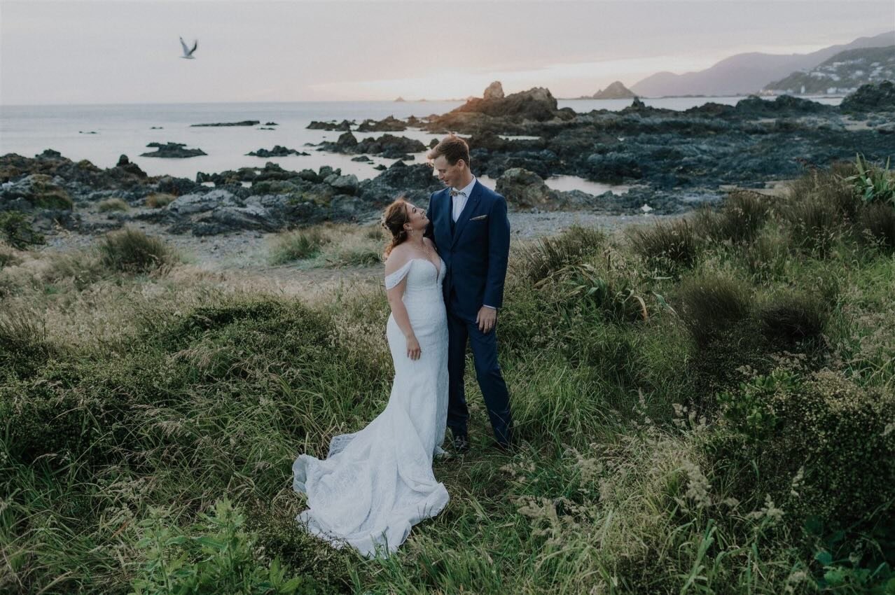 J + D&rsquo;s wedding day, a quiet moment together before heading back to the reception. 🥹 

I&rsquo;ll be here again tomorrow for another South Coast wedding in Wellington!😍 Feeling very grateful to have a Saturday wedding this week so that on Sun