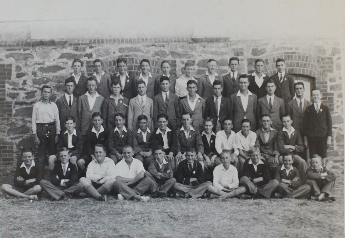 1934 boys (Medium).jpg