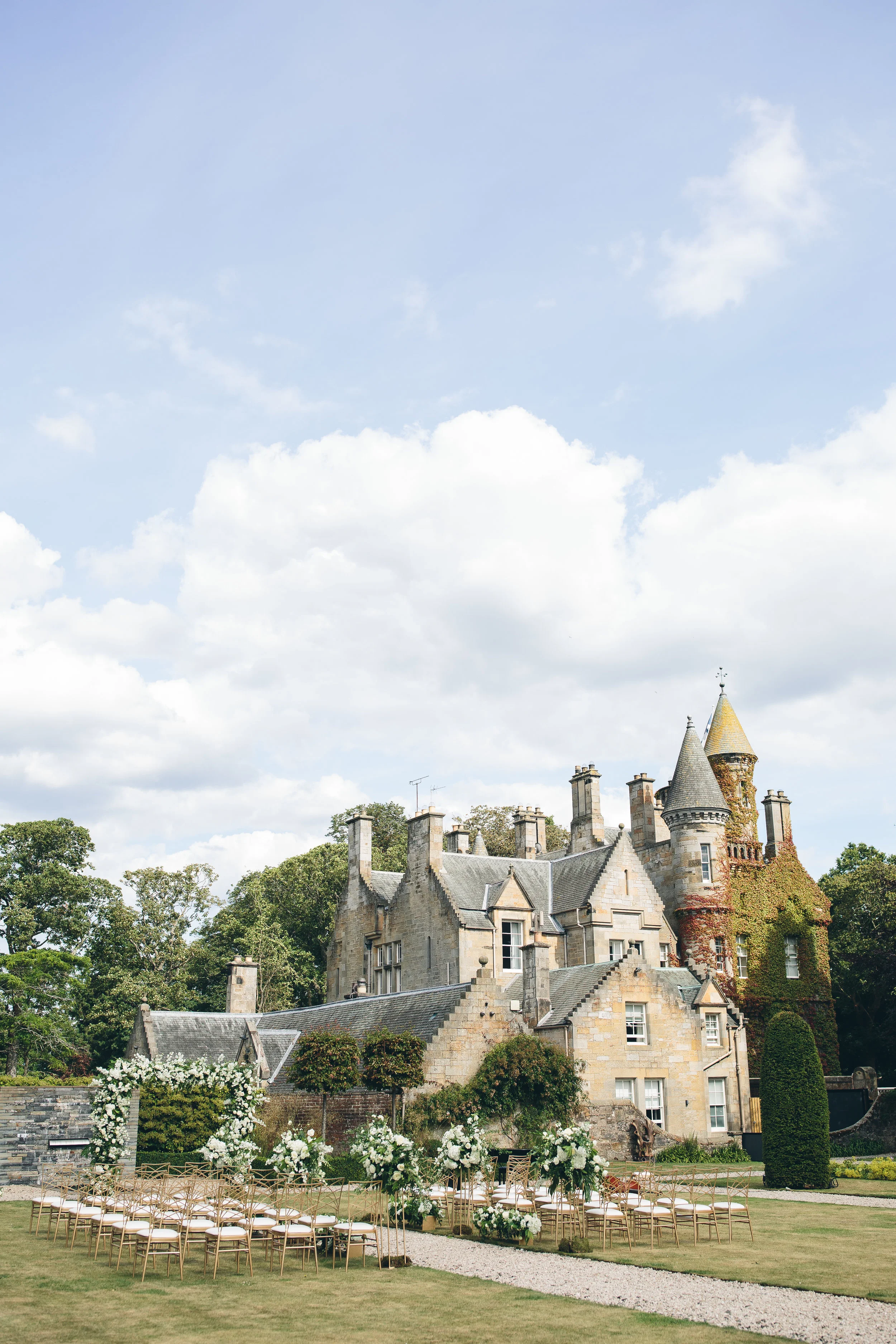 Carlowrie Castle Wedding Photographer - Edinburgh Wedding Photography