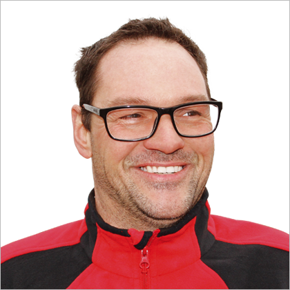 team-sascha-bruehl.png