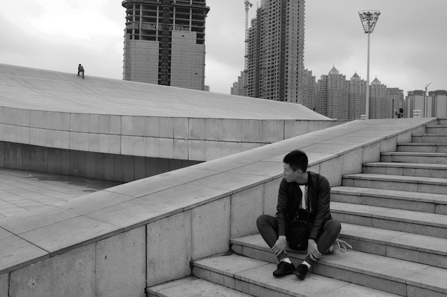 Le Grand Livre de Dalian, 2012 by Alain Hatat.