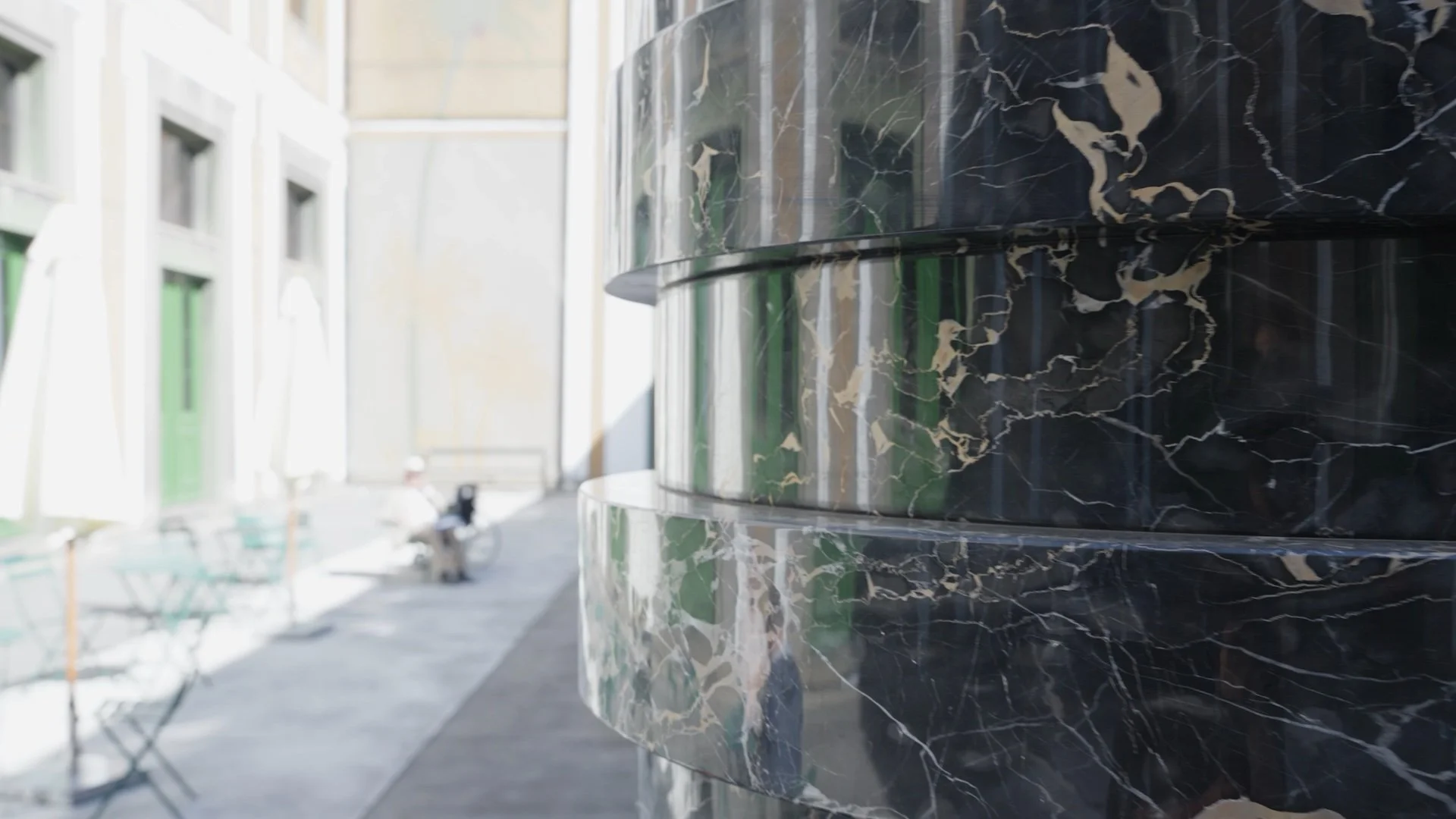 Video interview with Sean Scully in his exhibition 'Material World' for Thorvaldsens Museum