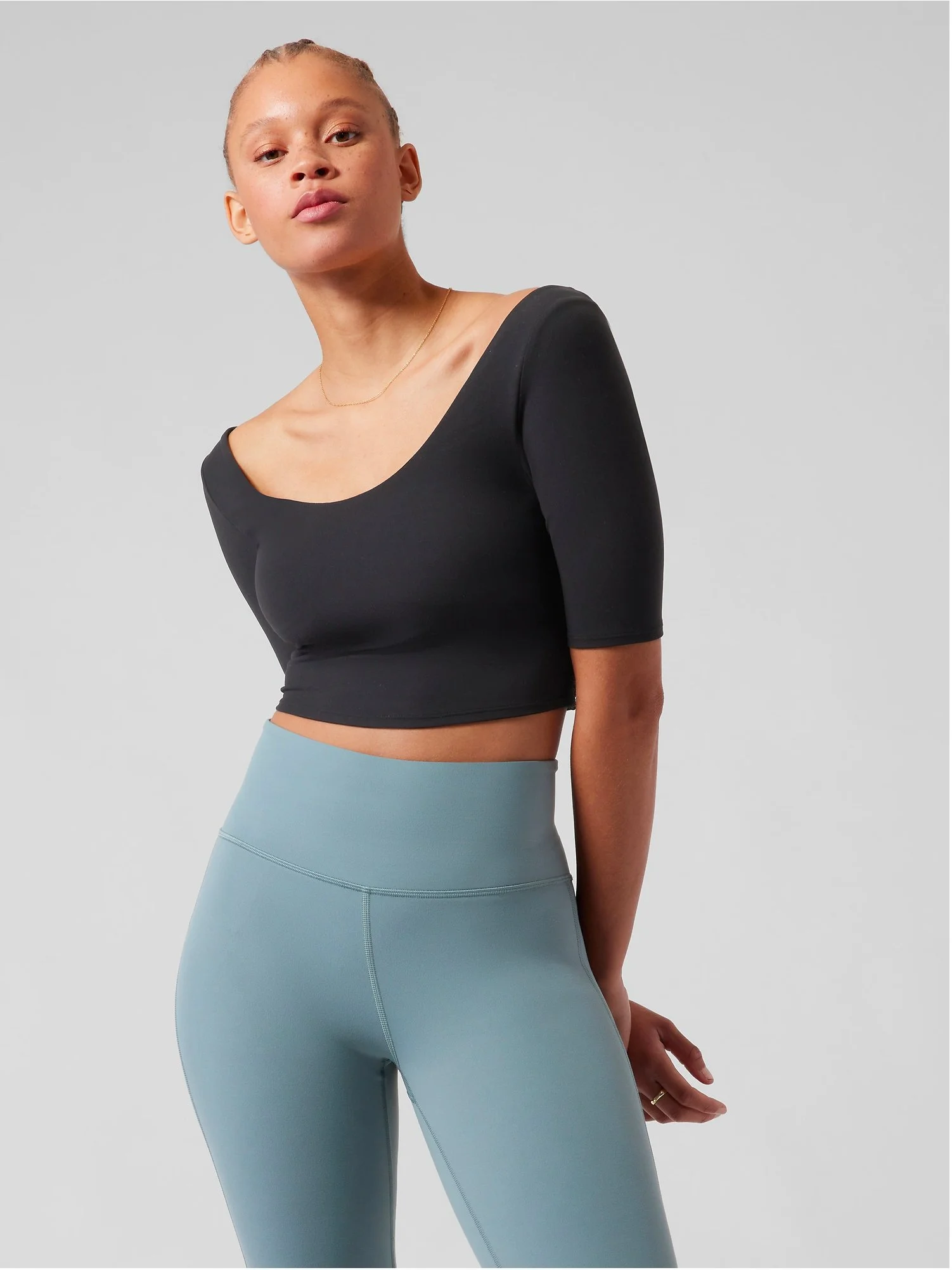   Exhilarate Crop                                                                                               FA22  