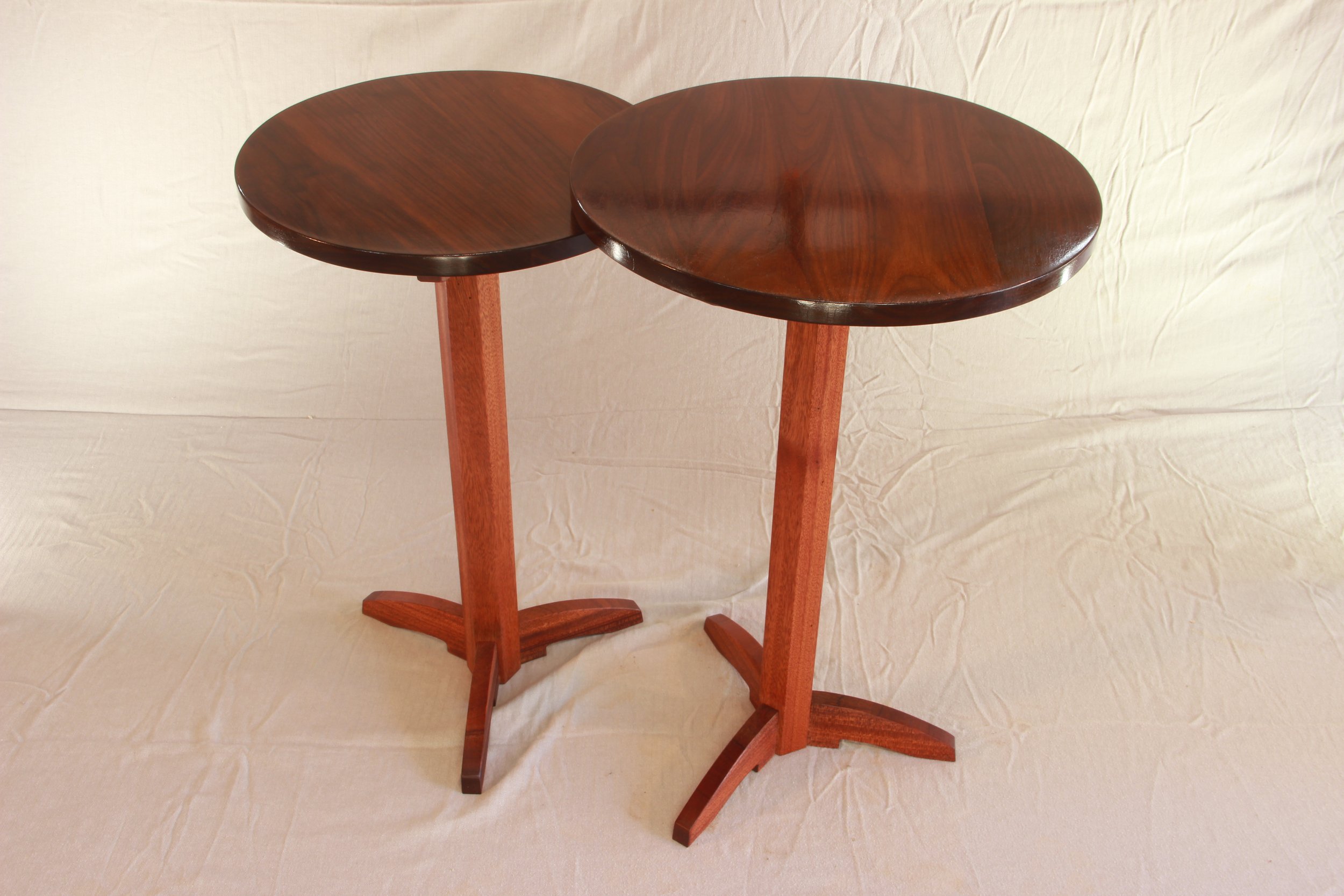 Pair semi-nesting tables walnut/ mahogany