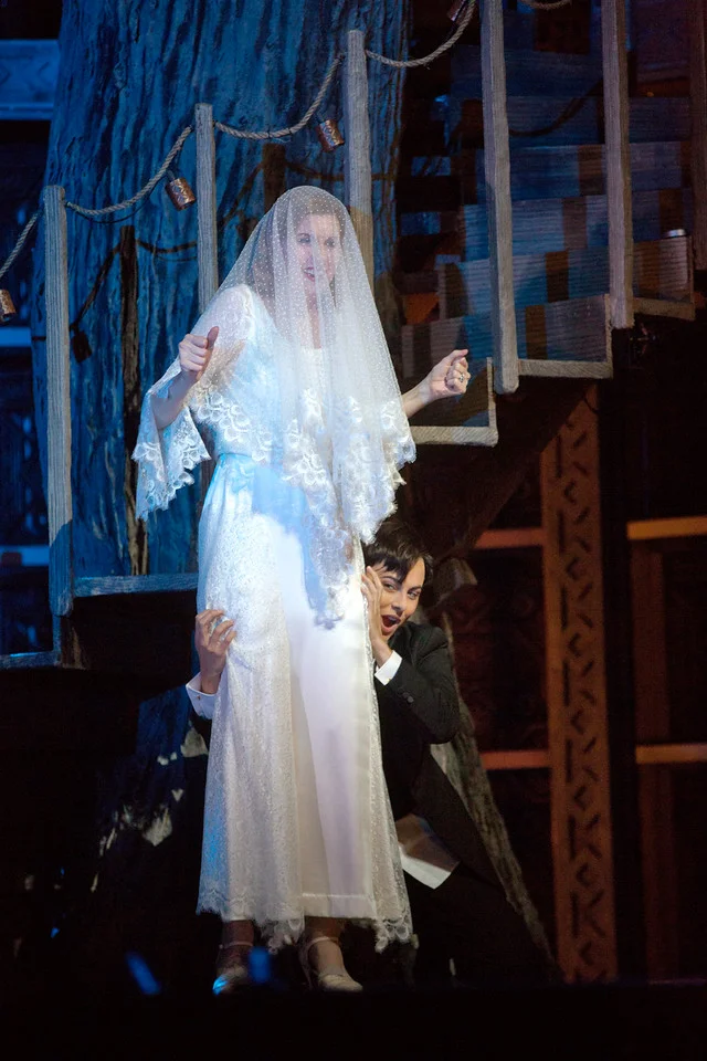 Countess Almaviva in Le nozze di Figaro, Metropolitan Opera