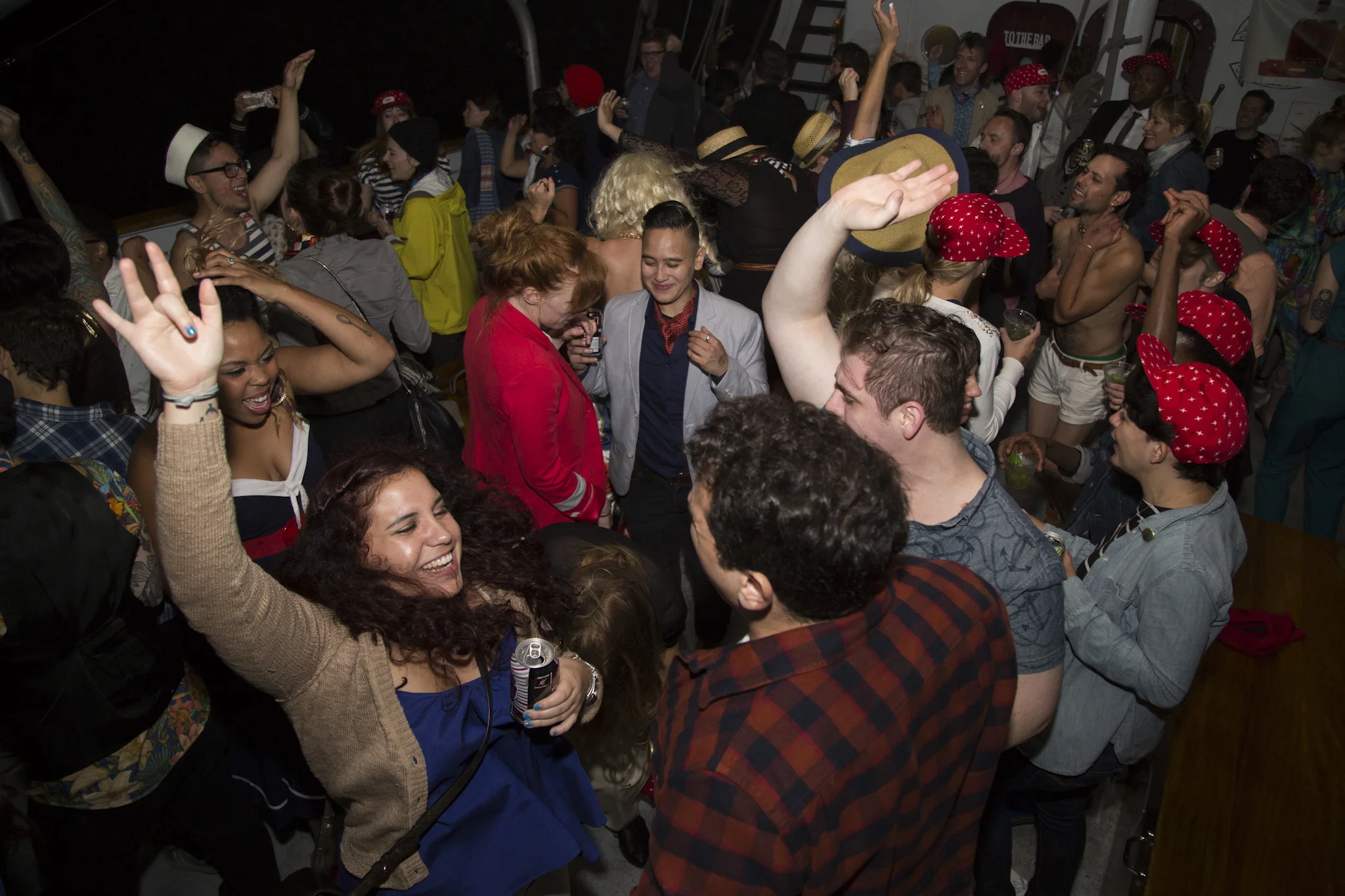 slomo_pride_cruise_2014_108.jpg