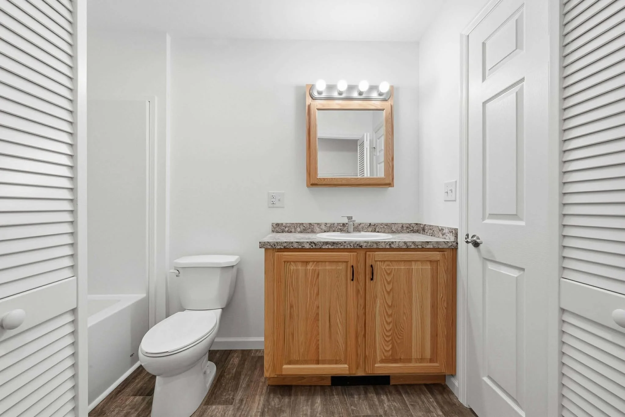 Bath 1.jpg