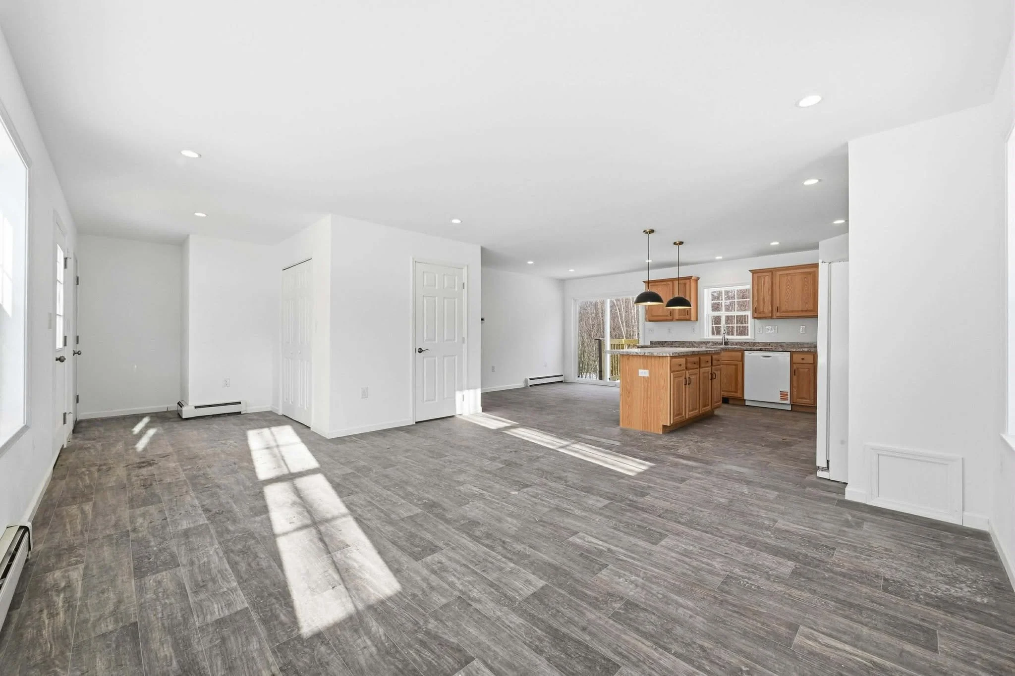 Livingroom 2.jpg