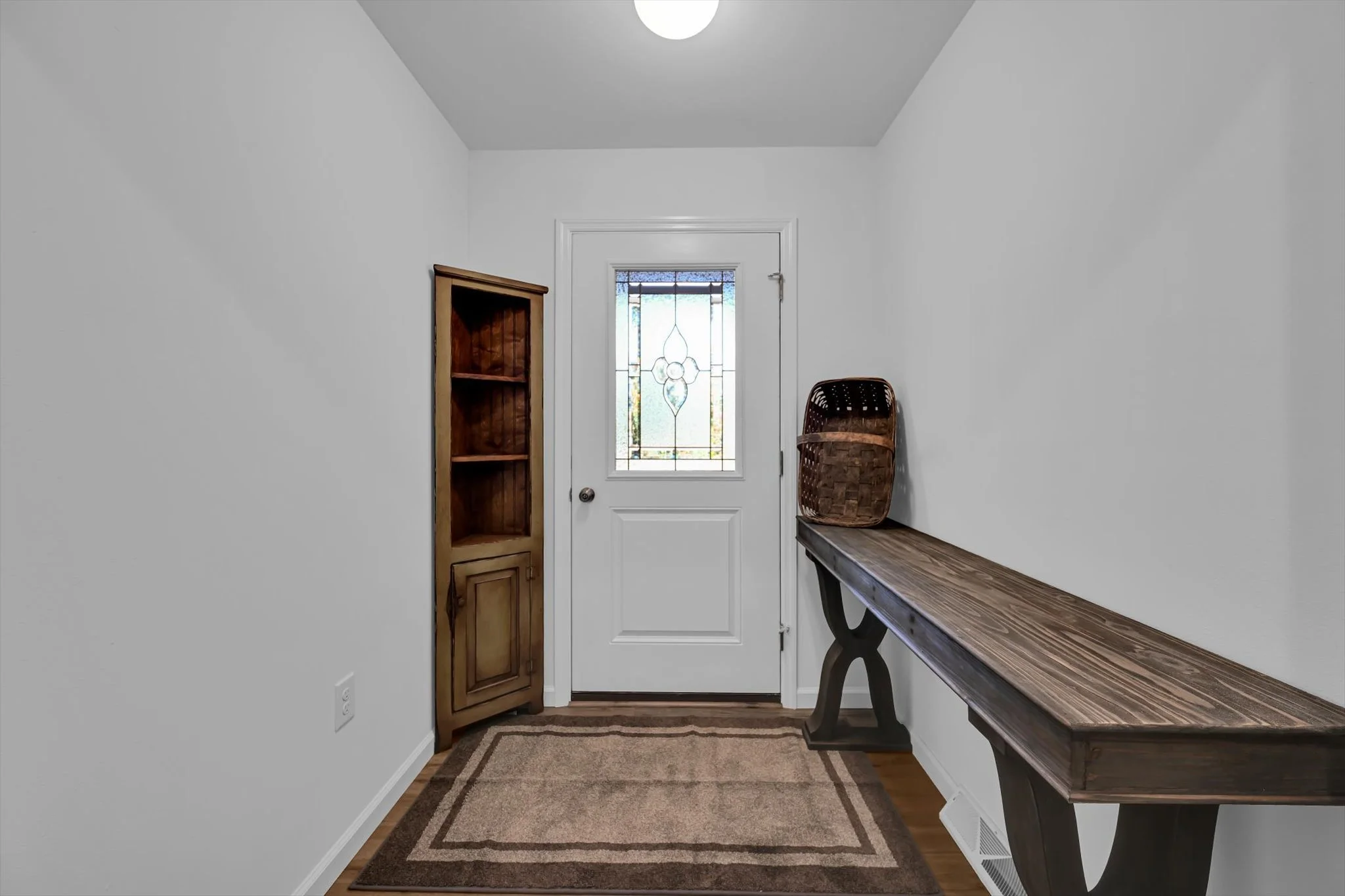 04-Foyer.jpg