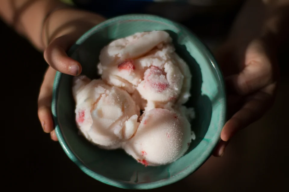 KB_strawberrybuttermilkicecream-2664.jpg
