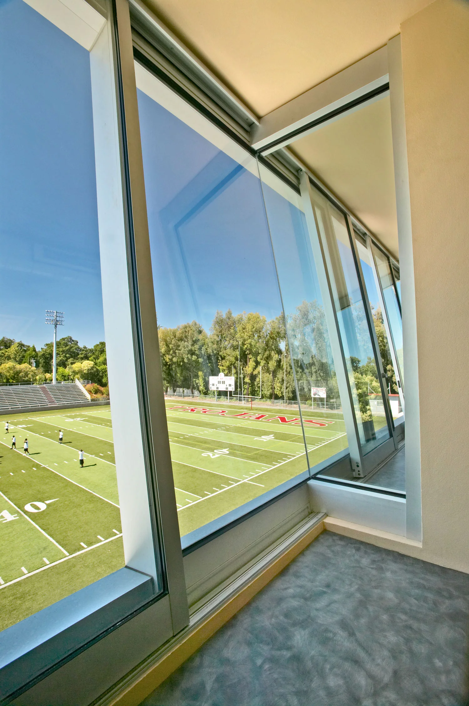 LHS_08lg-web.jpg