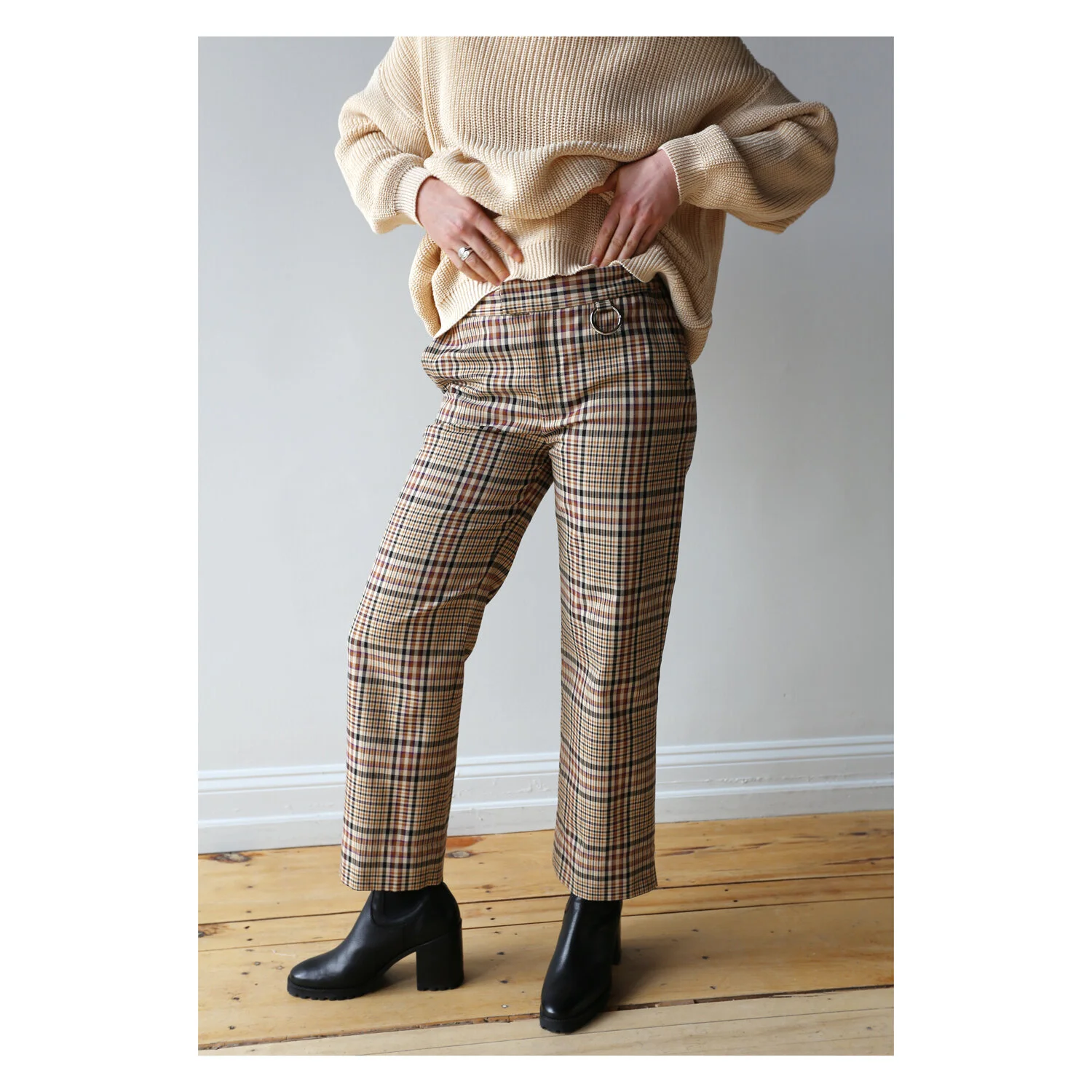 tan tartan trousers