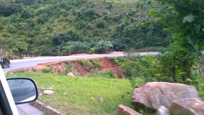  A week later a good part of this road collapsed 