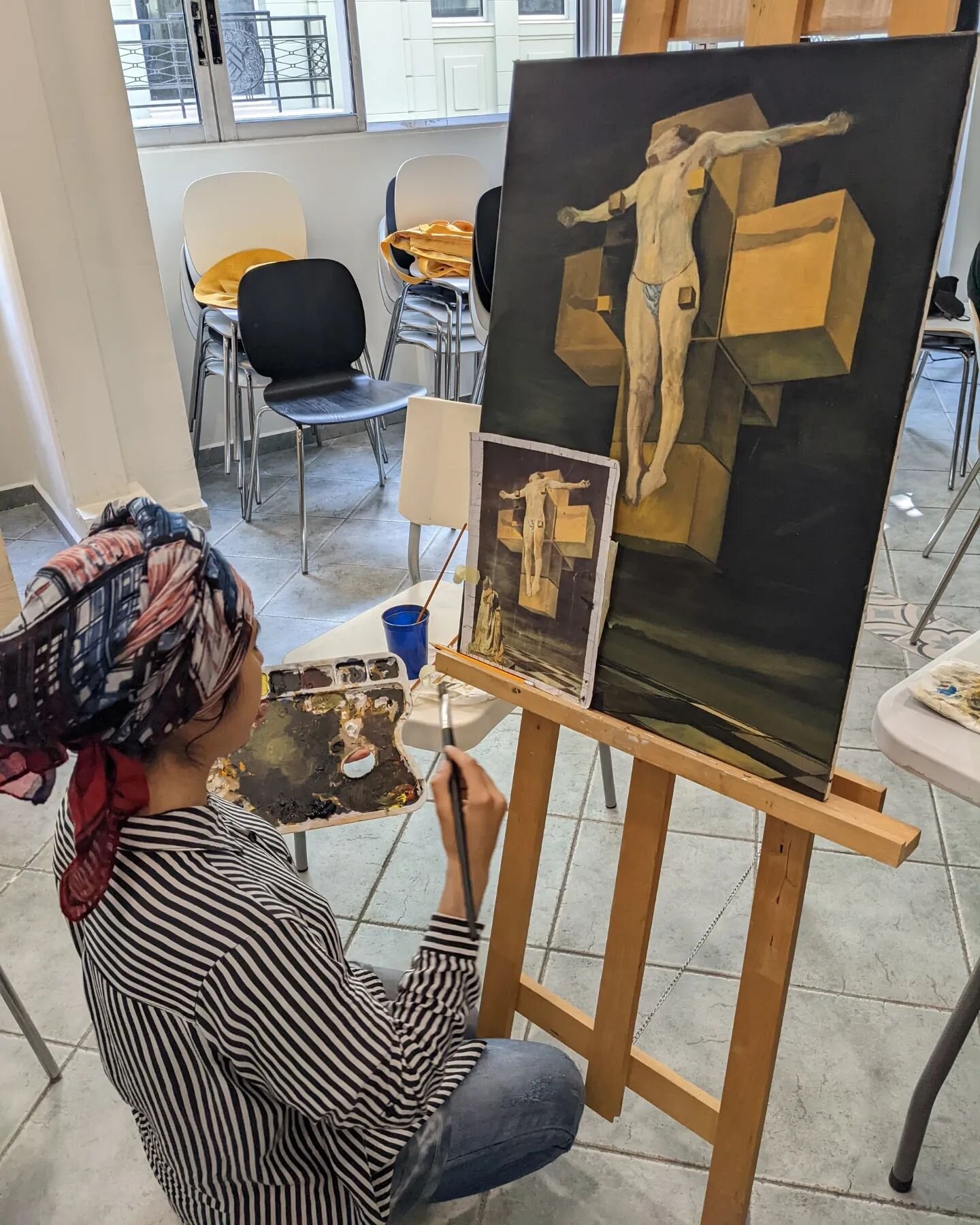 Today we say goodbye to Omolbanin, as she tries to finish up her painting study before she moves on to Germany. We will miss our amazing friend. 💙🥲 May you and Farzane and Setareh find a place to call home and a place to keep learning and sharing b
