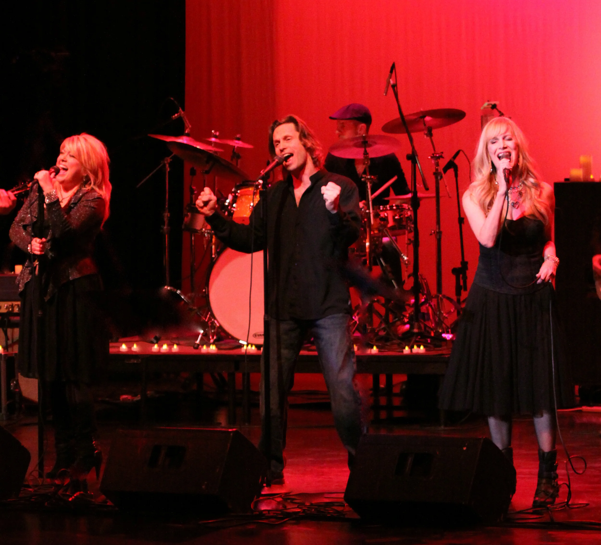 SOLD OUT performance at The Paramount Theater in St. Cloud, MN.