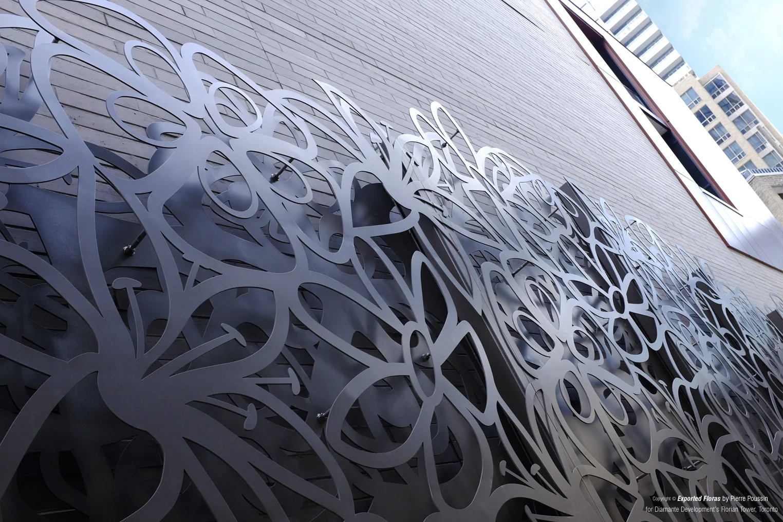 Located on Toronto’s Davenport Road at Bay Street, E xported Floras was inspired by Davenport’s rich history as one of Canada’s oldest trading routes. Exported Floras ’ imagery is composed of three indigenous flowers which were all exported to Europe during Canada’s early colonization period. Photos by Elias Gates-Kass.