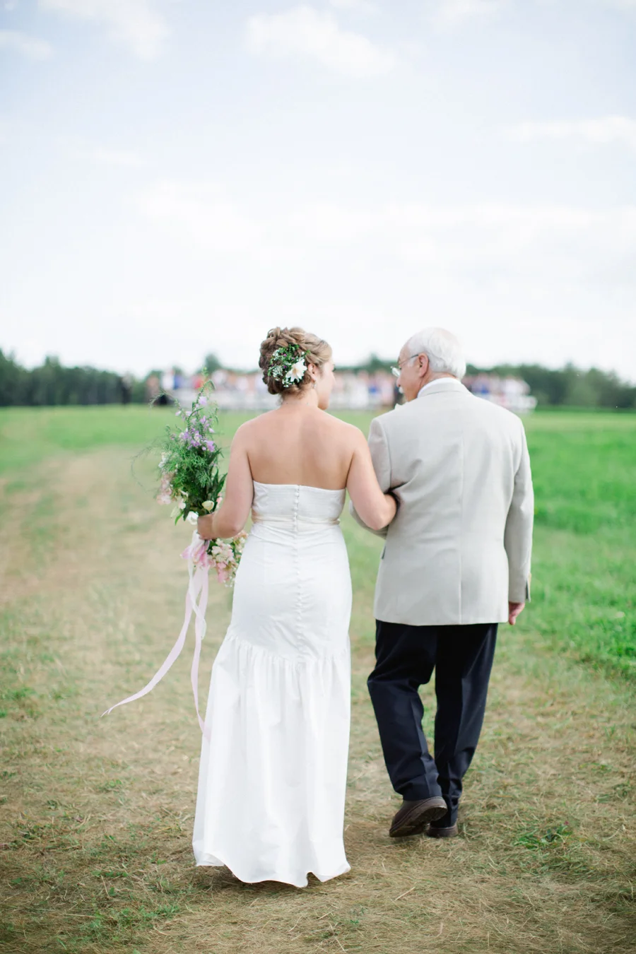Laura & Anthony's Sweet Family Farm Wedding