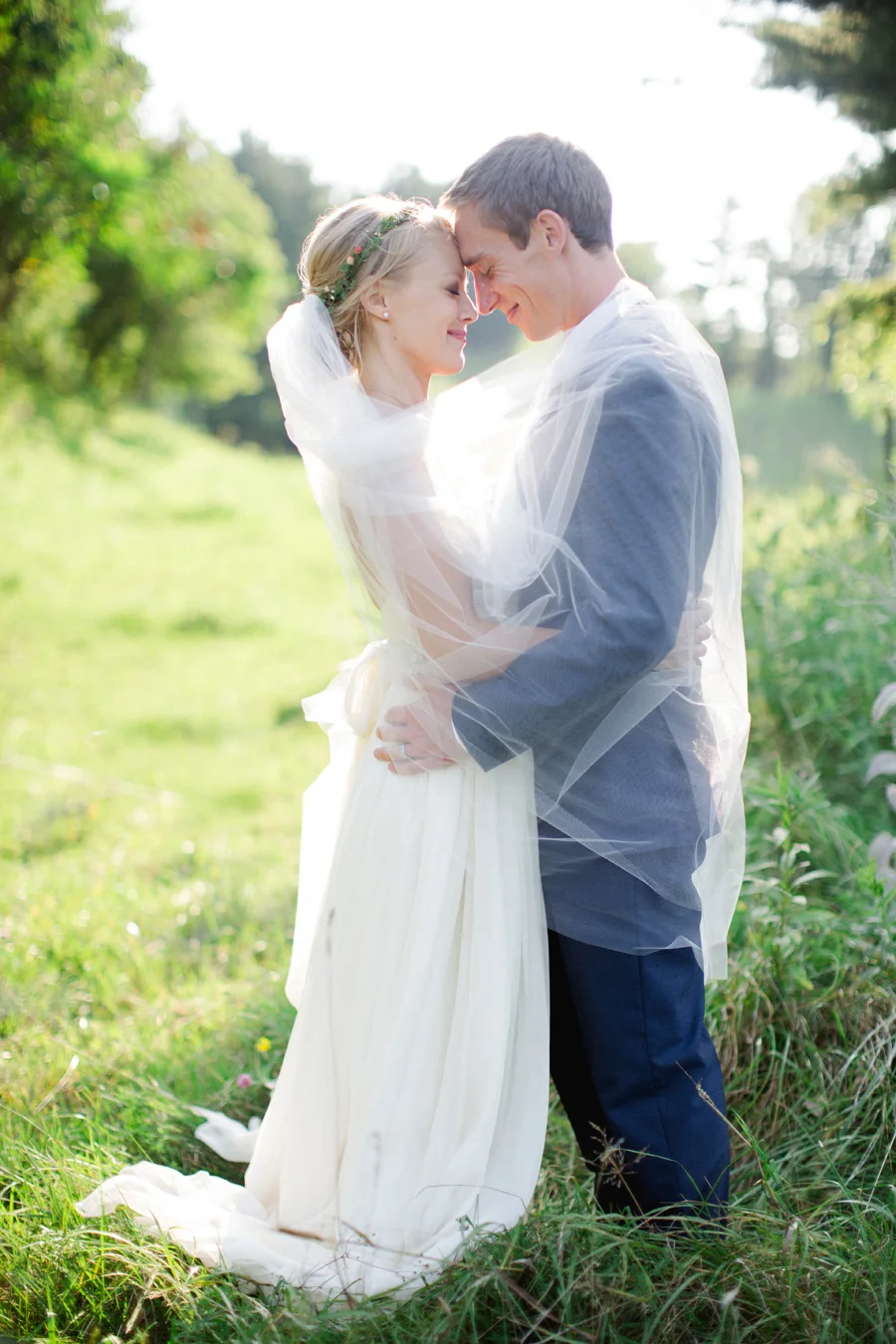 Travis and Laura's Dreamy Mt. Lacrosse Wedding // Lacrosse, WI