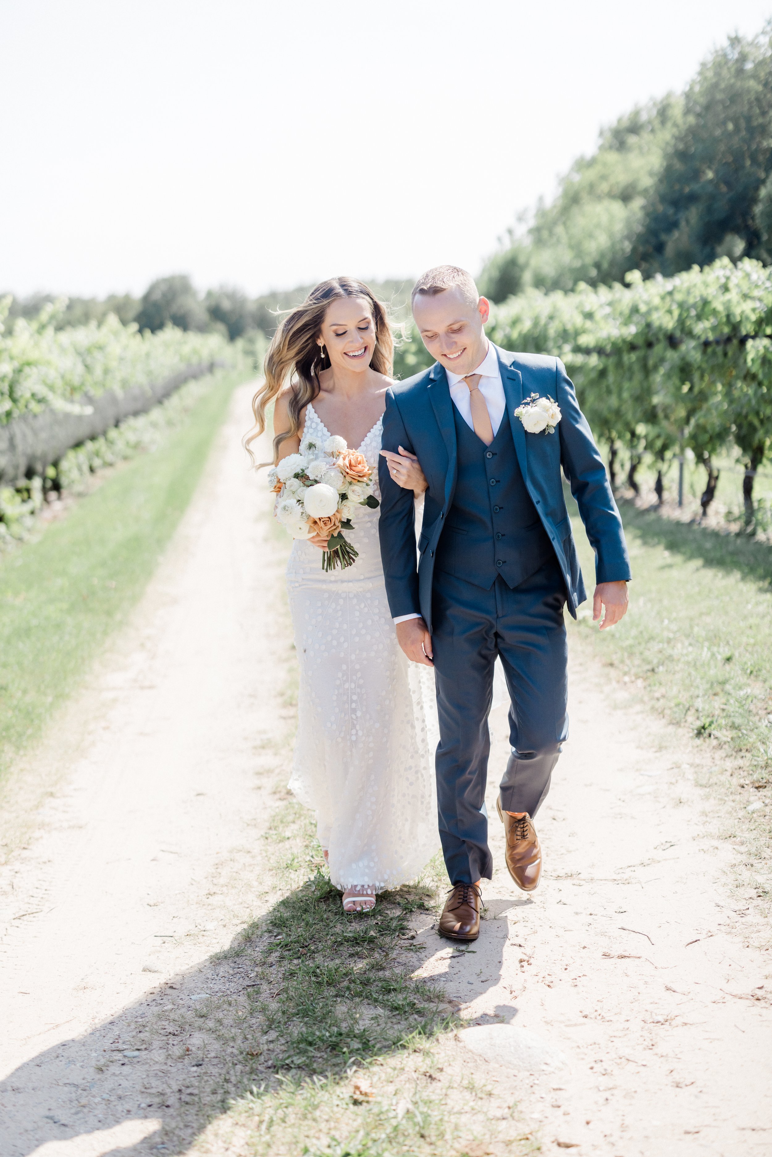 A Stunning Traverse City Winery Wedding | Elleise &amp; Ethan
