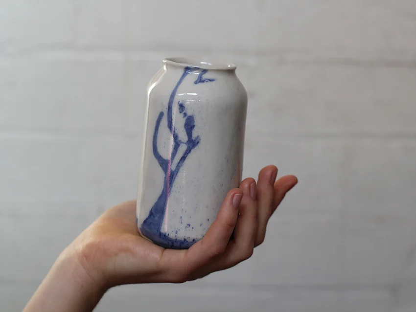 M vase 600 2.jpg