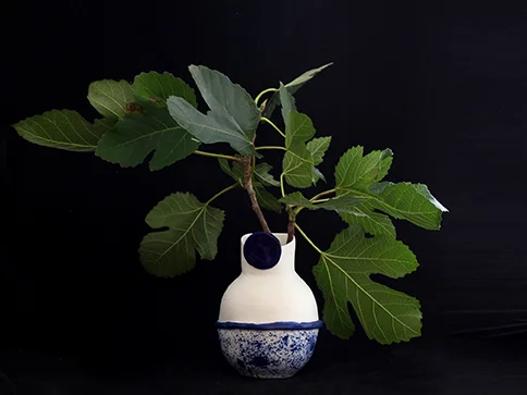 LR vase3.jpg
