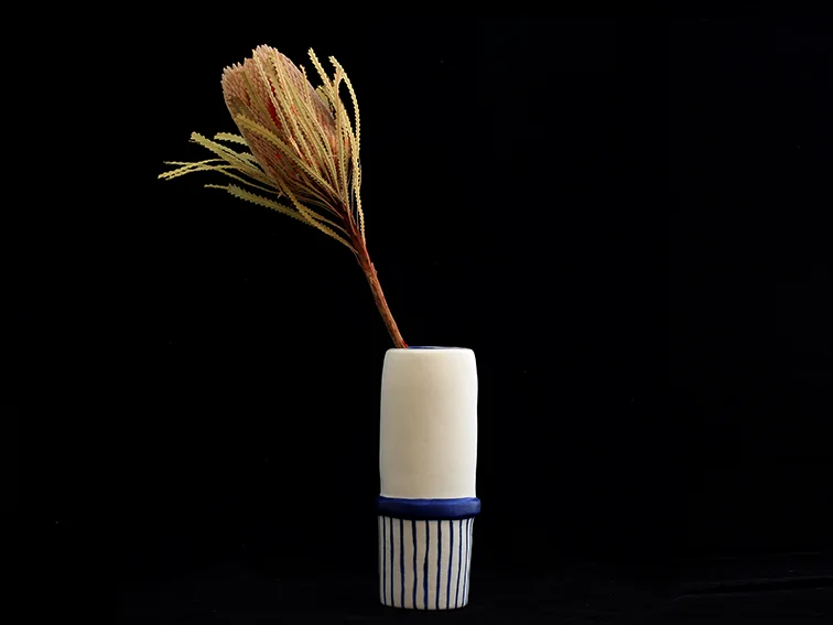 vase#4_LR _ NP.jpg