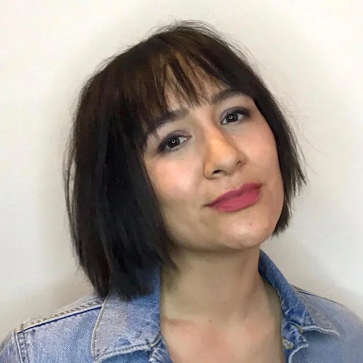 Vivian Sarratt Headshot.jpg