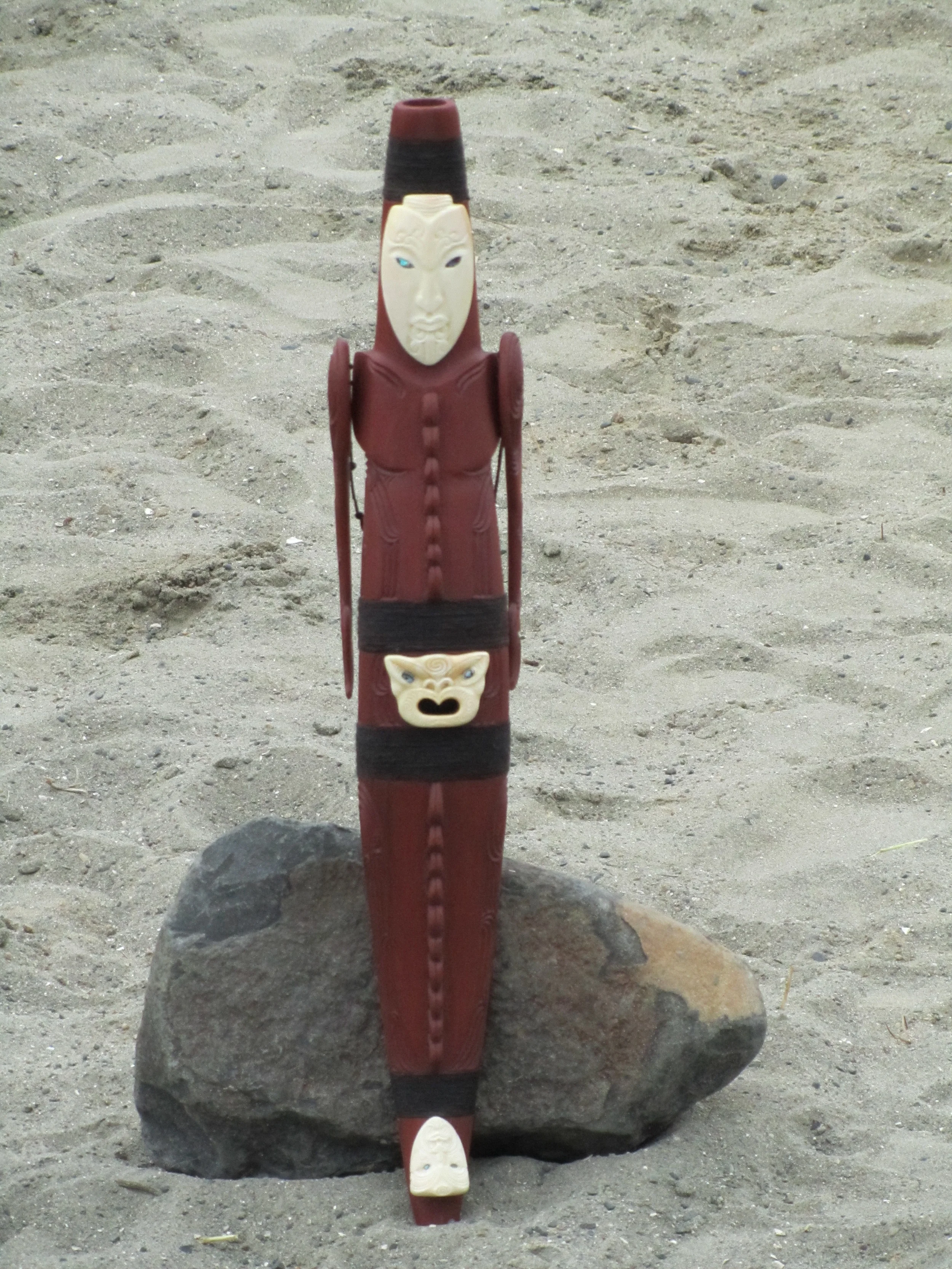 A pūkaretao made by James Webster. This is a karetao-puppet which is also a musical instrument. This karetao depicts Raukatauri, the goddess of flute music. Image by Serena Stevenson.