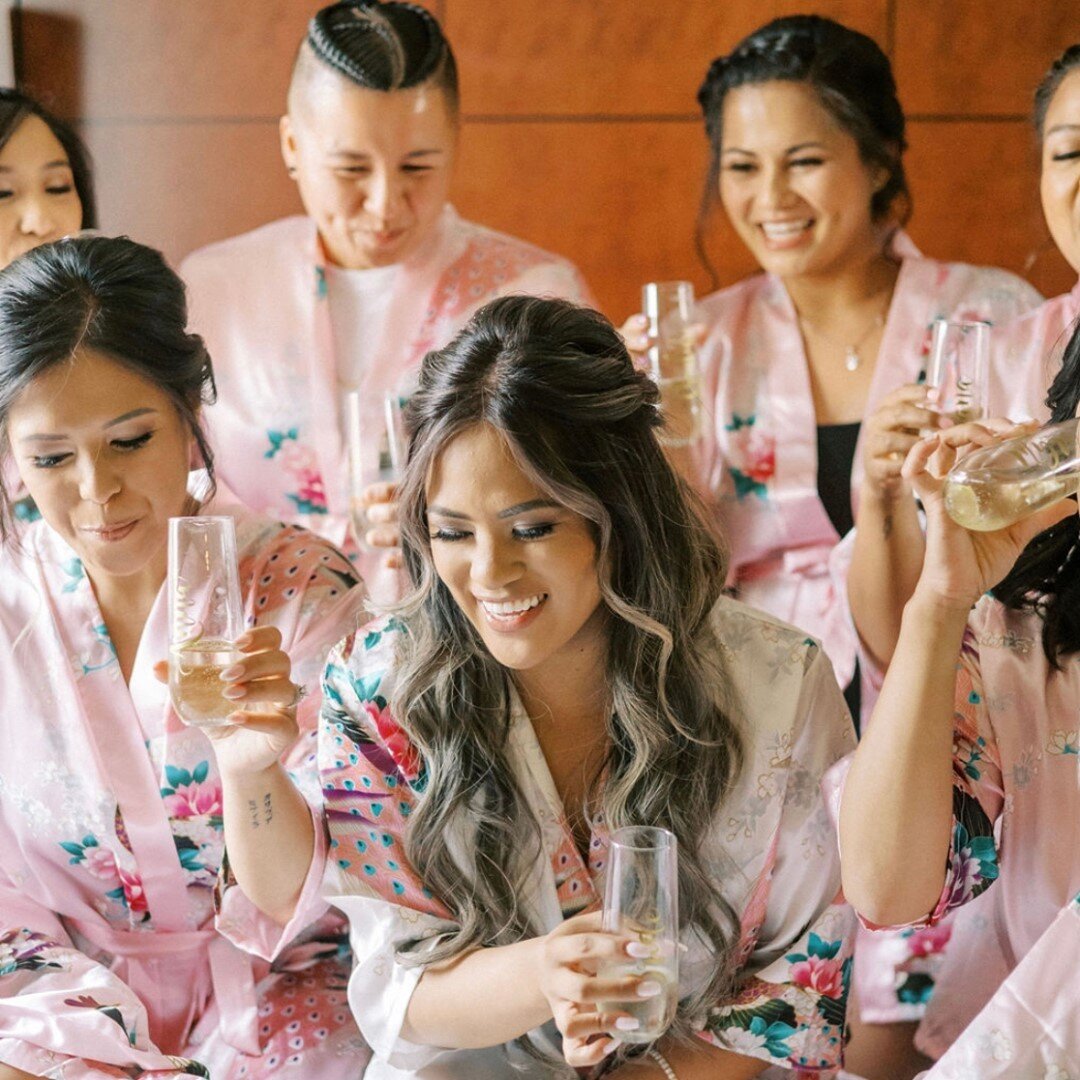 Girls just want to have fun

Photo: @danyachenphotography
Video: @sesnomediaproductions
Venue: @thecanyonview
Floral: @aabcreations
DJ: @djderekmizuno

.
.
.
.
.
#imaginethis #imaginethisevents #imagine #events #bayarea #bayareabride #bayareawedding 