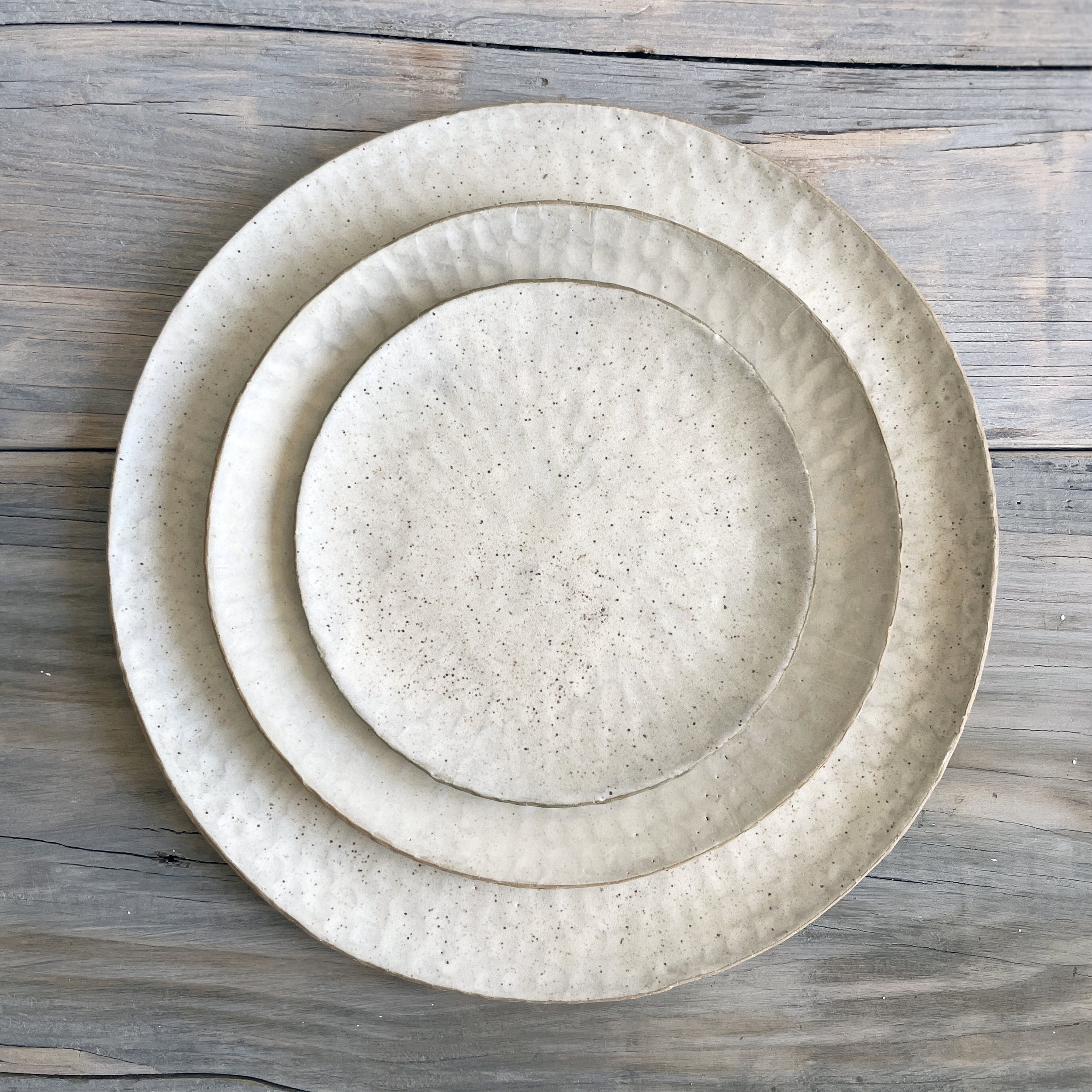 White plate size comparison.jpg