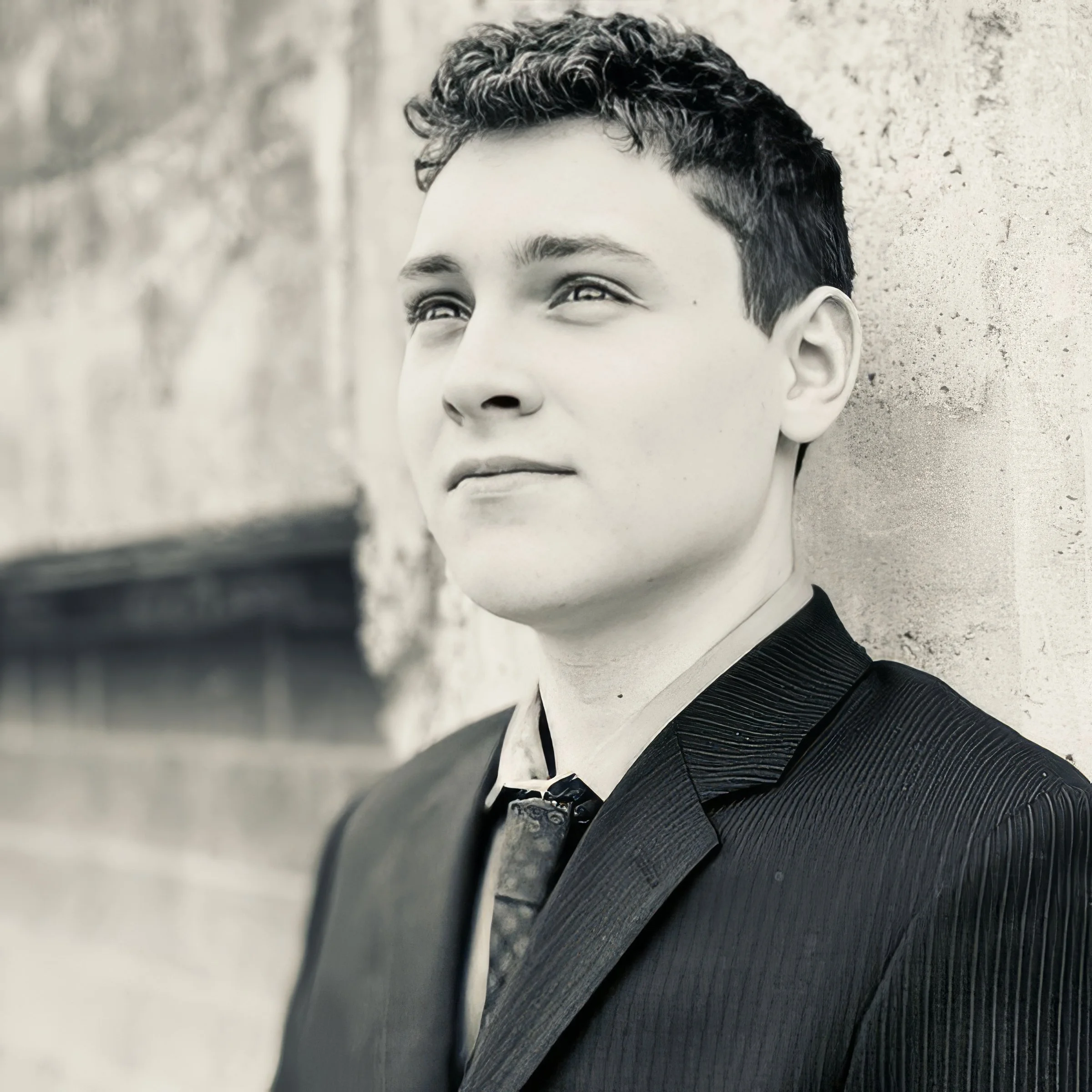 Nicholas Kluftinger performs "Songs of a Soudough"