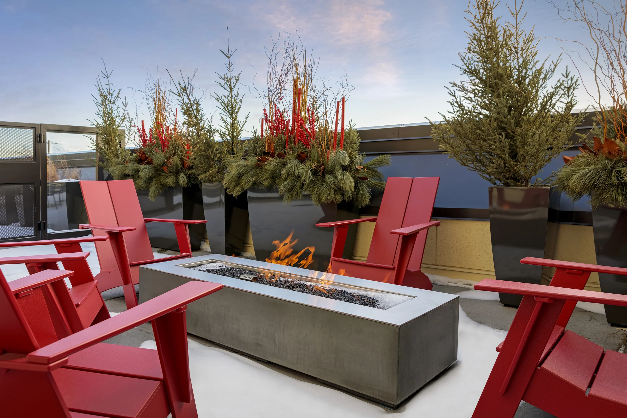 C&E Flats Deck Firepit