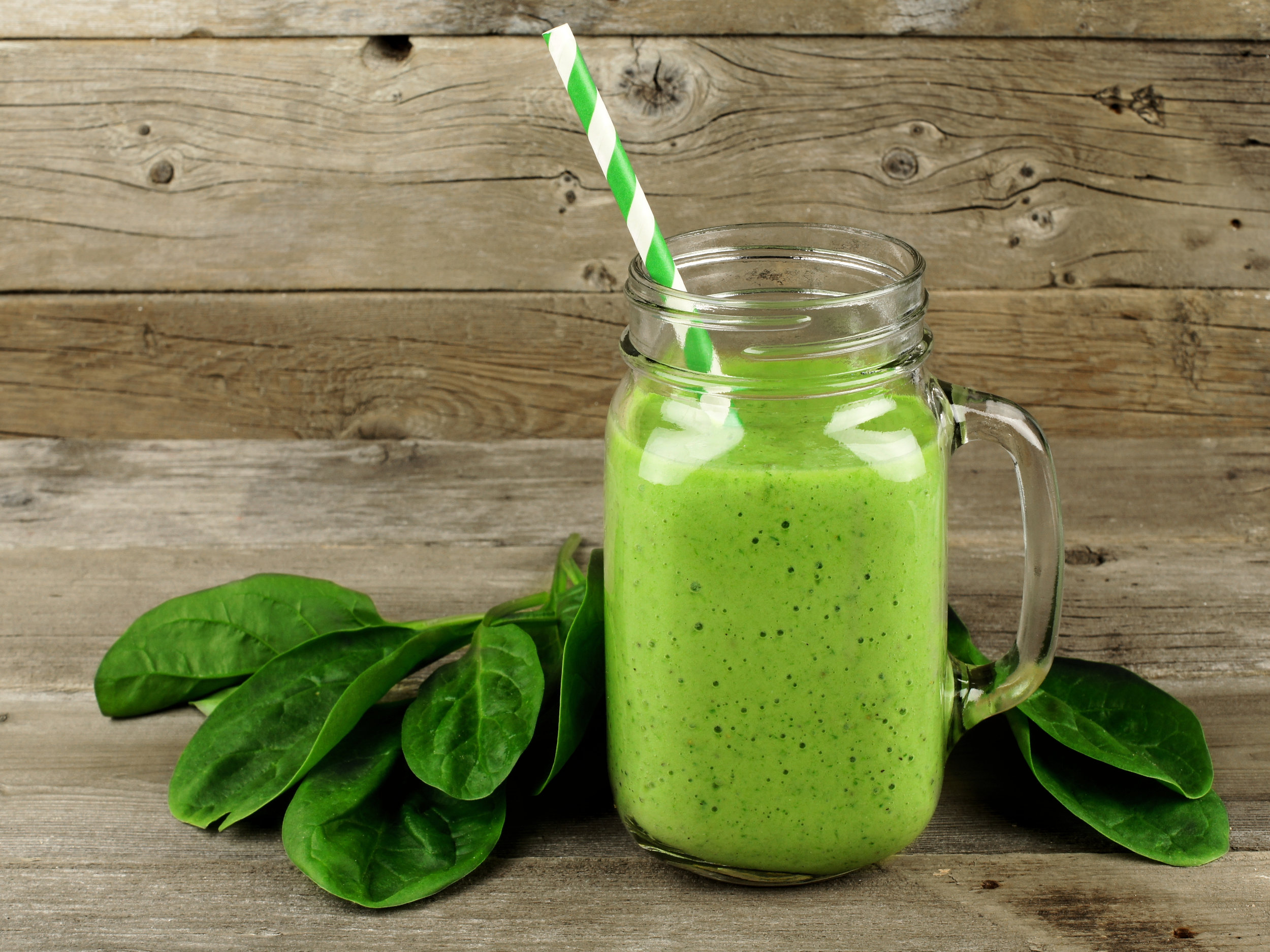 Chia Peach Green Smoothie Recipe