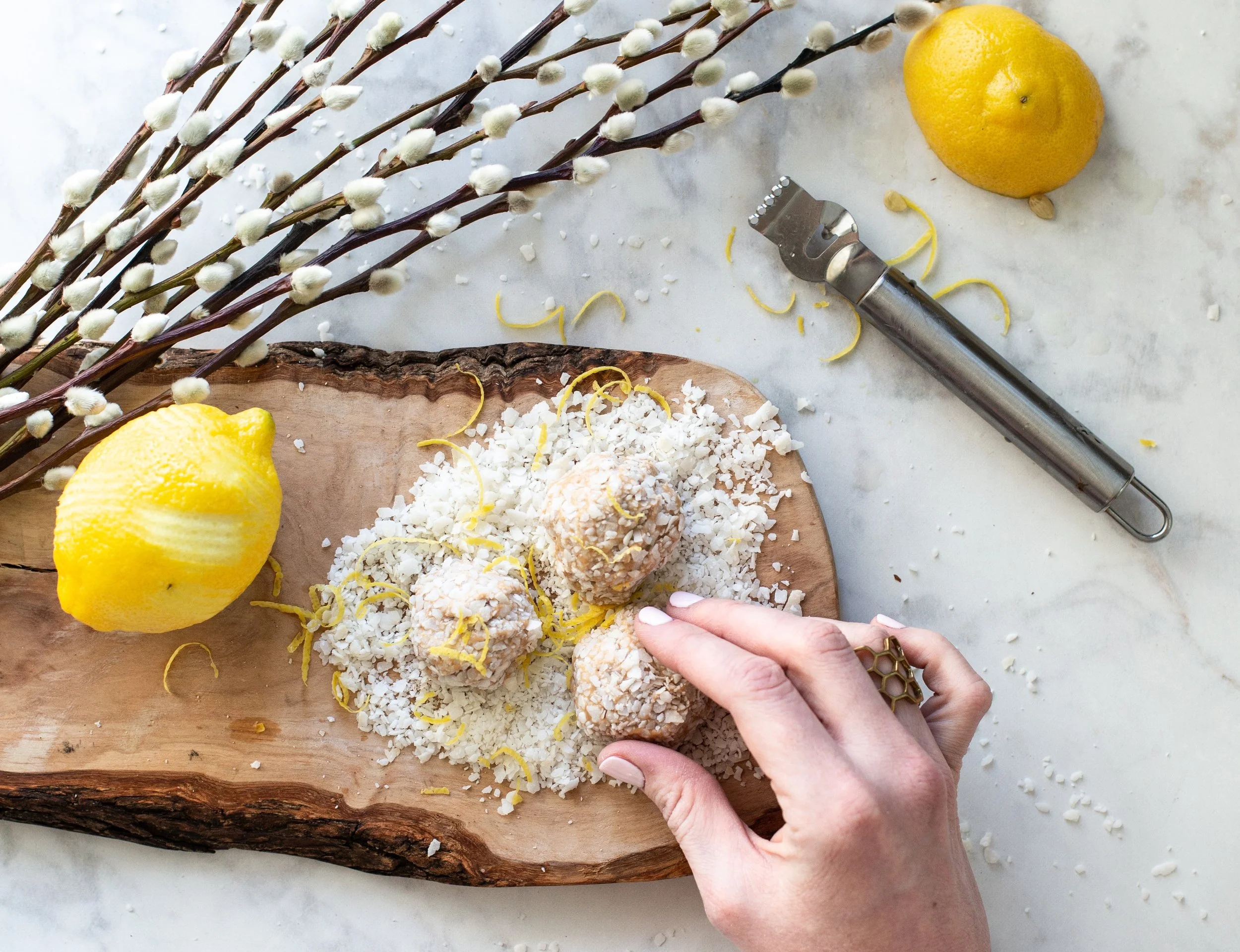 A Busy Woman's Ultimate Guide to Balanced and Nourishing Snacks